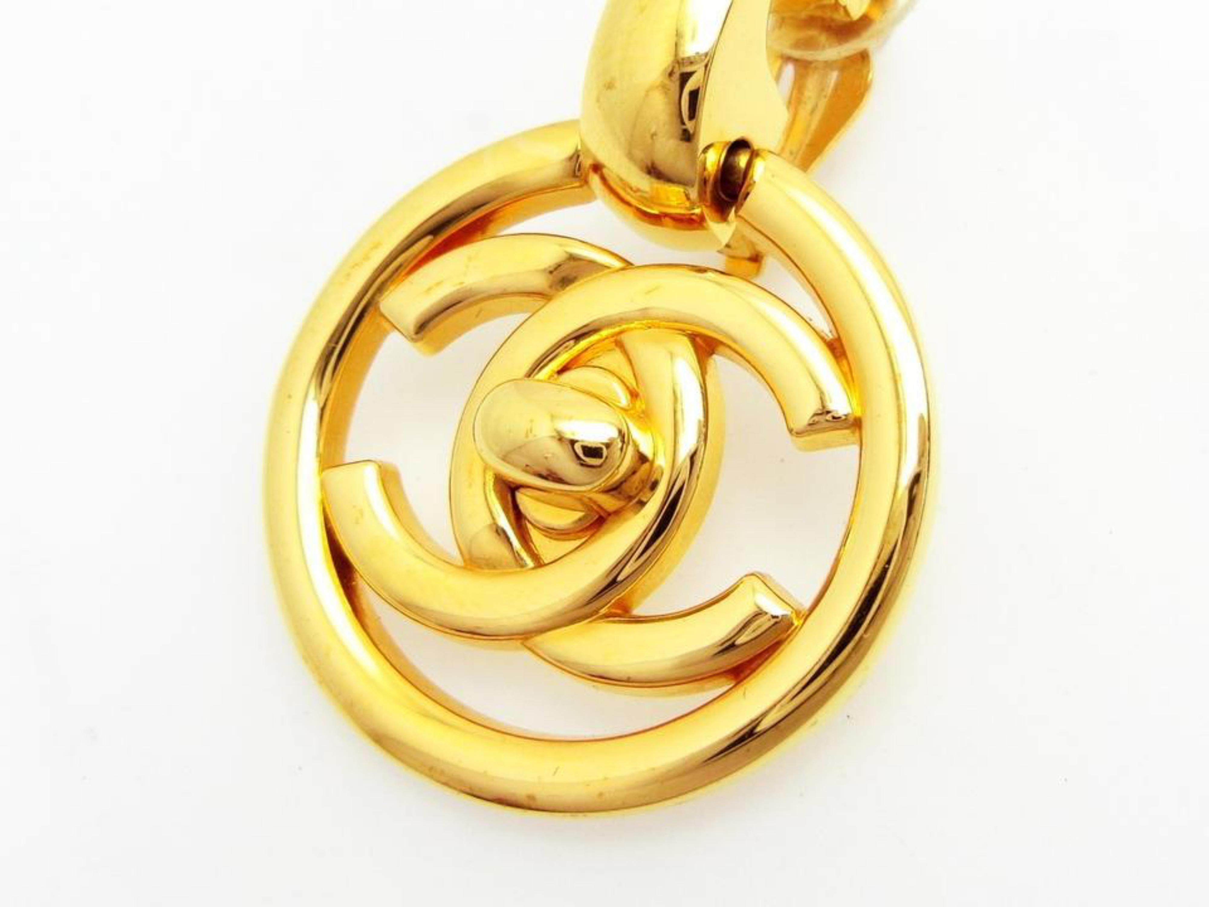 Chanel Gold (Ultra Rare) 97p Turn Lock Drop Dangle Earrings 234136 For Sale 4
