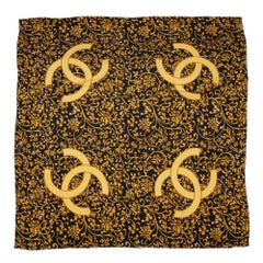 Chanel écharpe vintage CC dorée