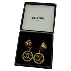 Chanel Gold Vintage Textured CC Celtic Dangle Clip On Earrings