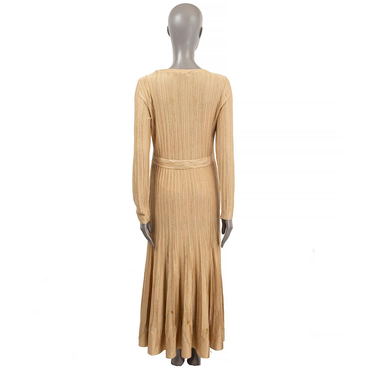 Marrone CHANEL oro viscosa 2016 ROME PLEATED LUREX MAXI Knit Dress 42 L in vendita