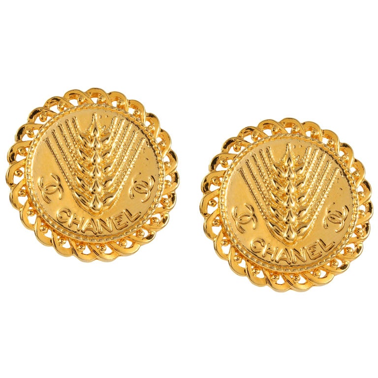 CHANEL Vintage Gold Metal WHEAT SHEAF Round CLIP ON EARRINGS at 1stDibs   chanel wheat brooch, chanel wheat earrings, chanel vintage gold earrings