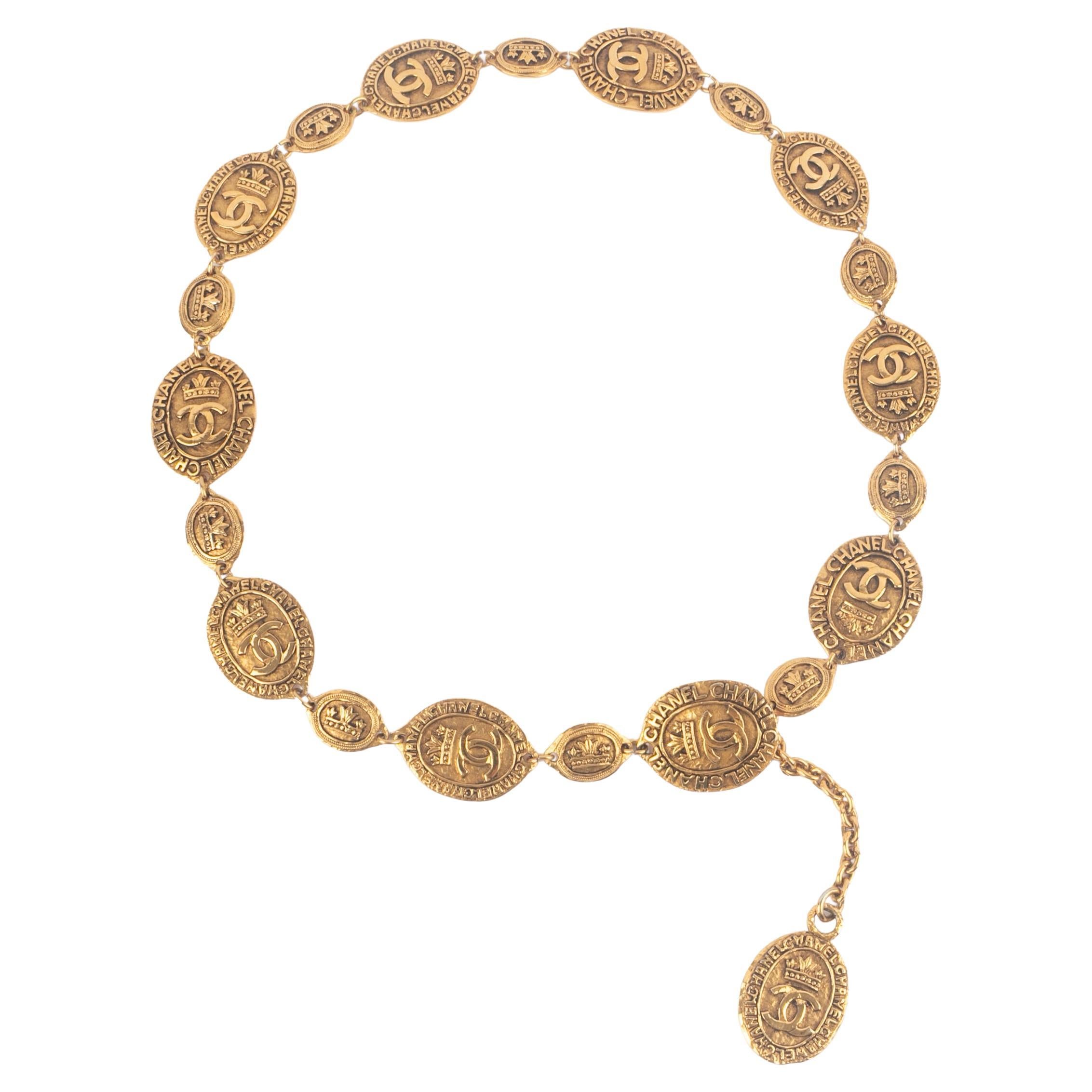 Cintura dorata Chanel anni
1980