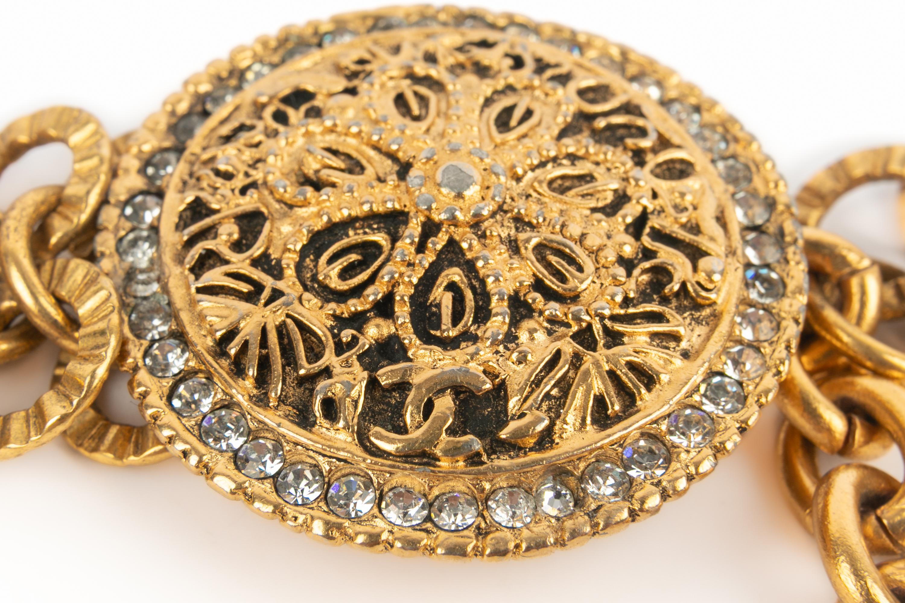 Cintura dorata Chanel in vendita 1