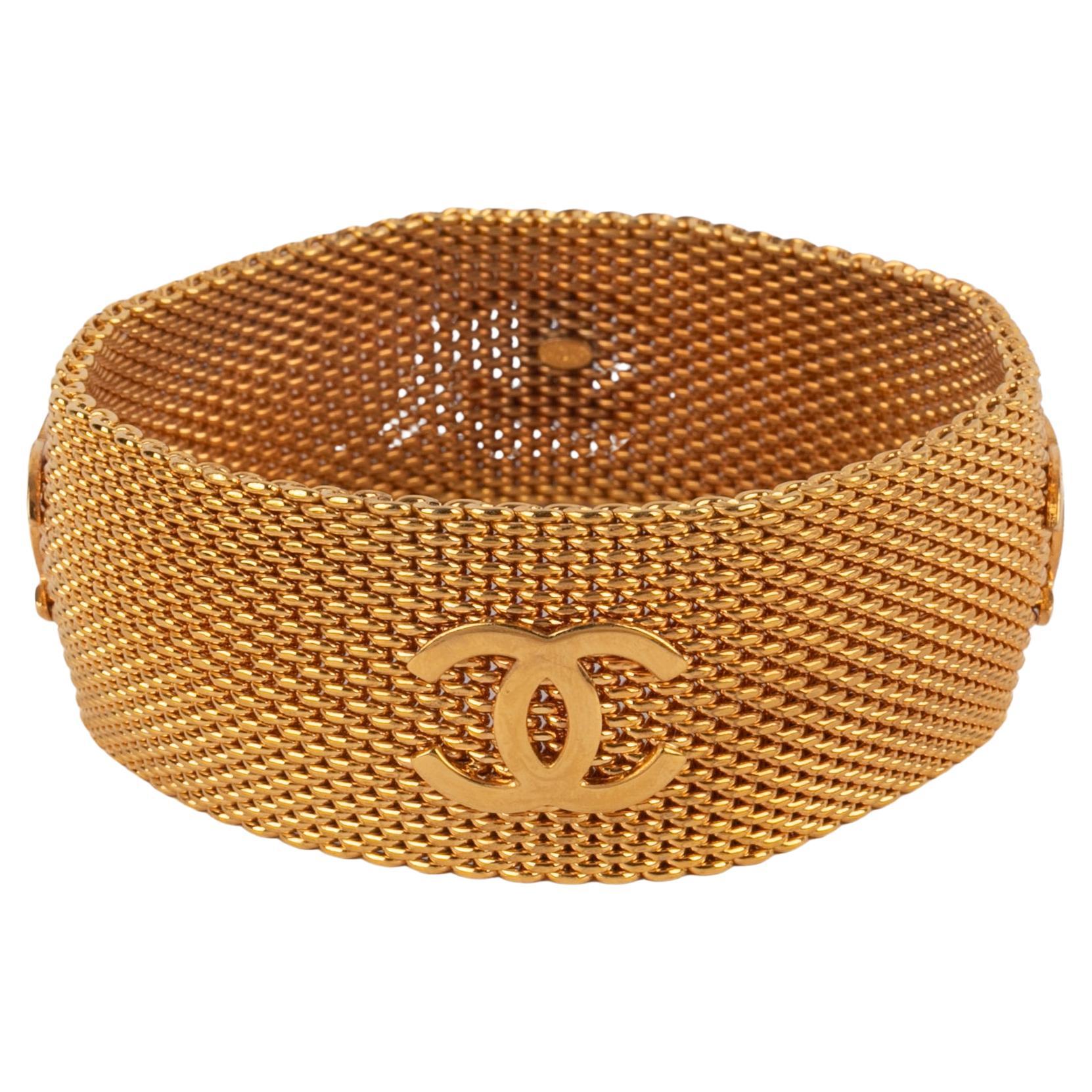 Bracelet en or de Chanel 1996 en vente