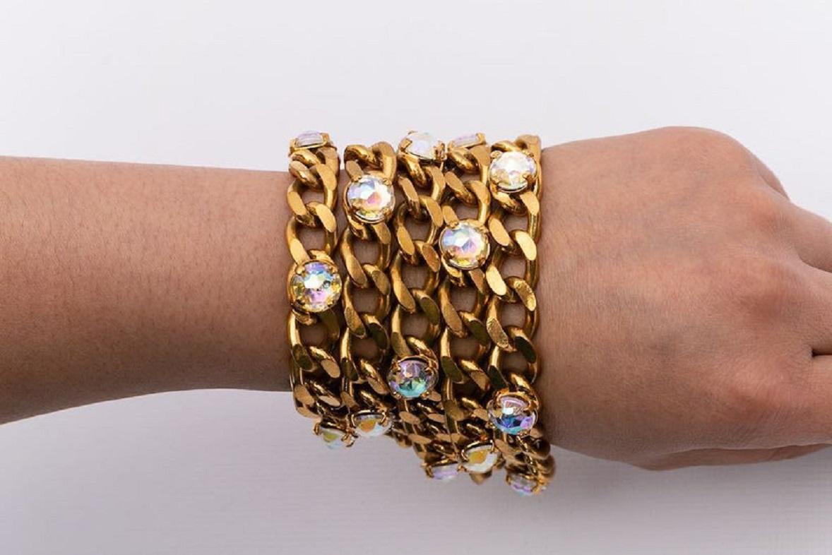 Chanel Golden Bracelet with Rhinestones In Good Condition For Sale In SAINT-OUEN-SUR-SEINE, FR