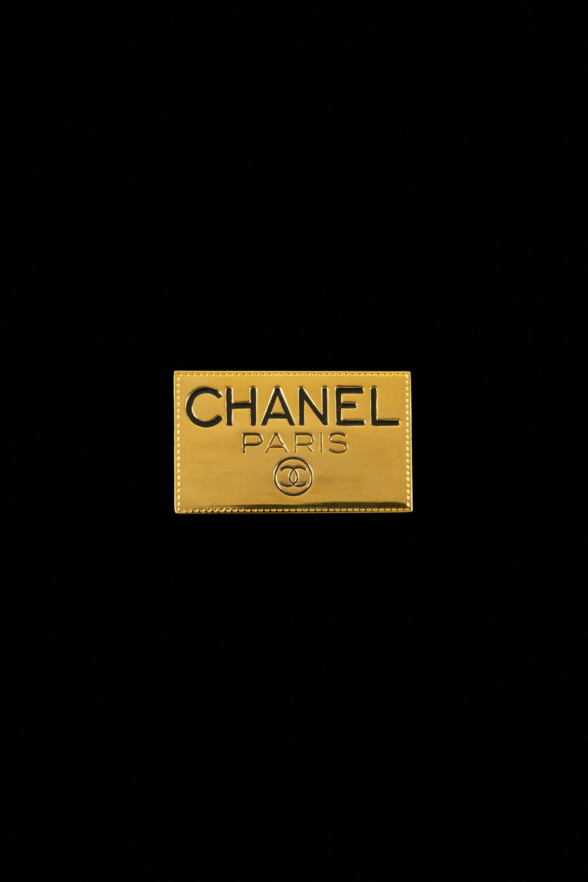 Broche en or de Chanel