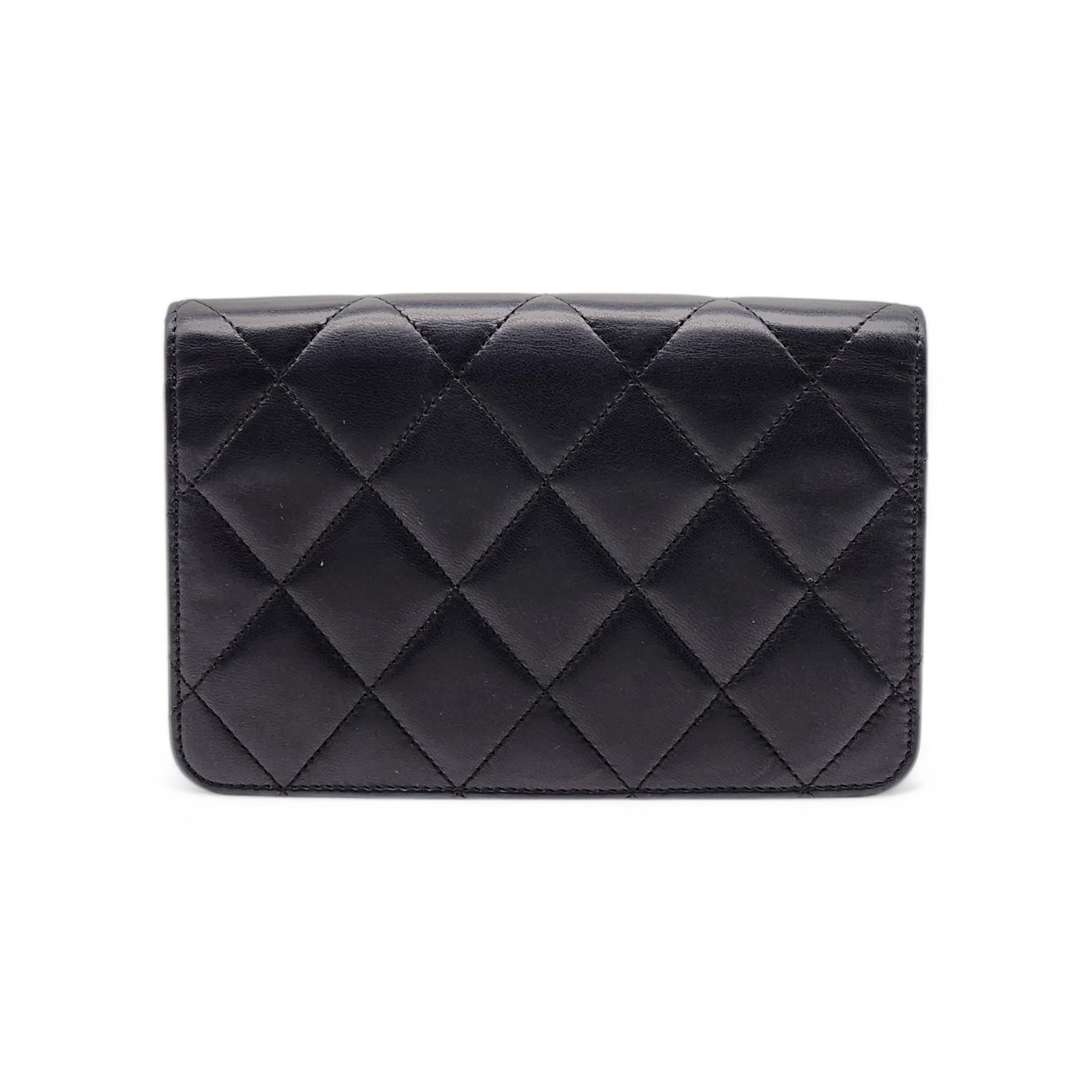 Women's Chanel Golden Class Wallet on Chain WOC - Quilted Lambskin - Black For Sale