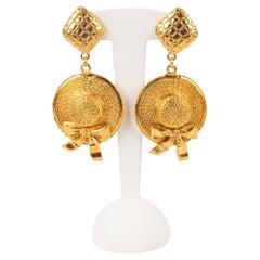 Boucles d'oreilles en or de Chanel