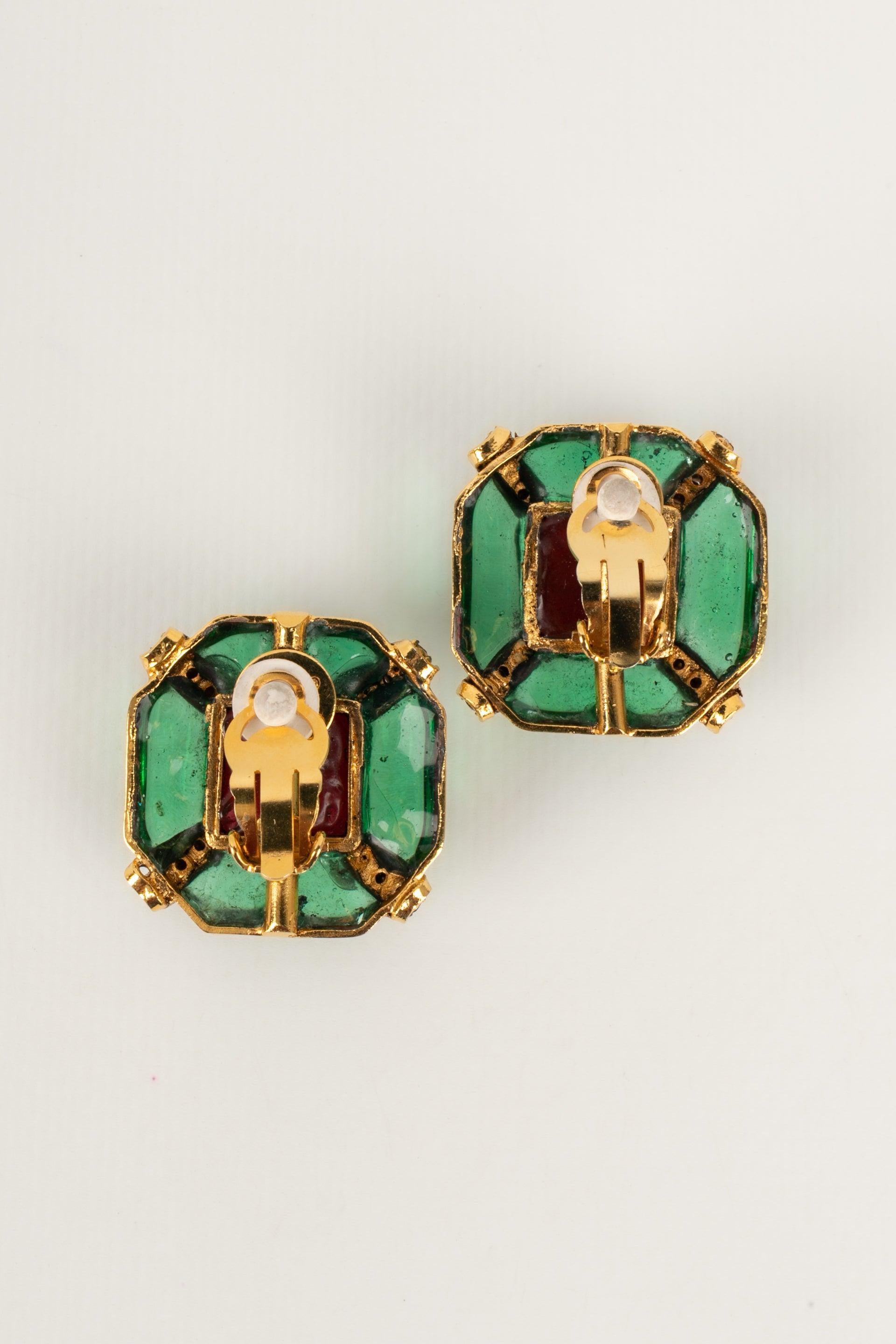 Chanel Golden Metal and Glass Paste Earrings with Rhinestones For Sale 1