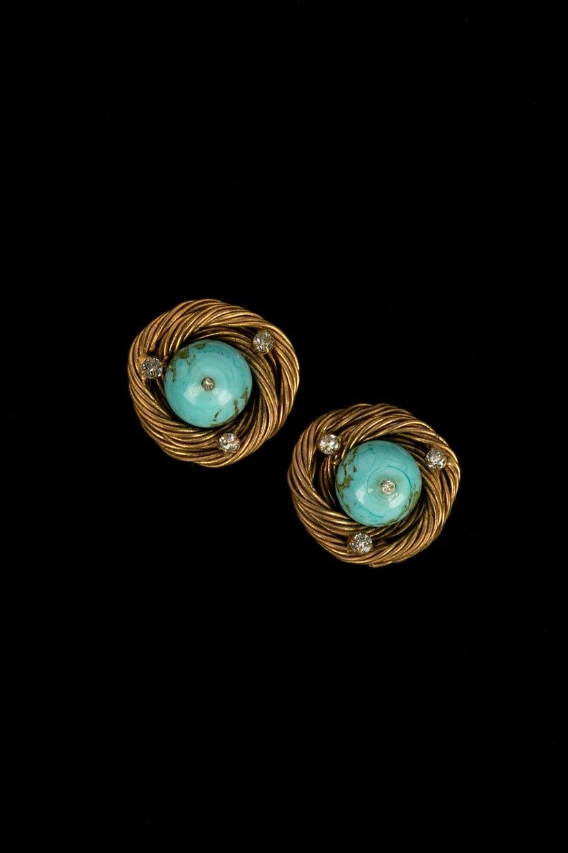 Chanel Golden Metal and Rhinestone Clip Earrings, Topped with a Turquoise Pearl For Sale 2