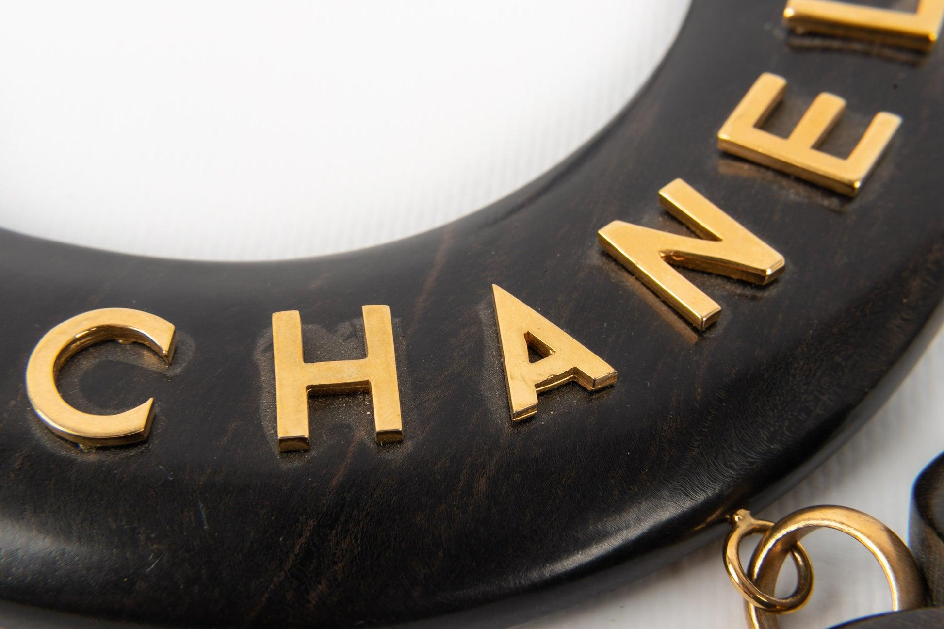 Chanel Golden Metal and Wood Short Necklace For Sale 1