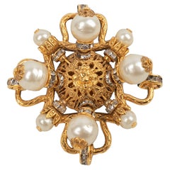Chanel Golden Metal Baroque Brooch 1996