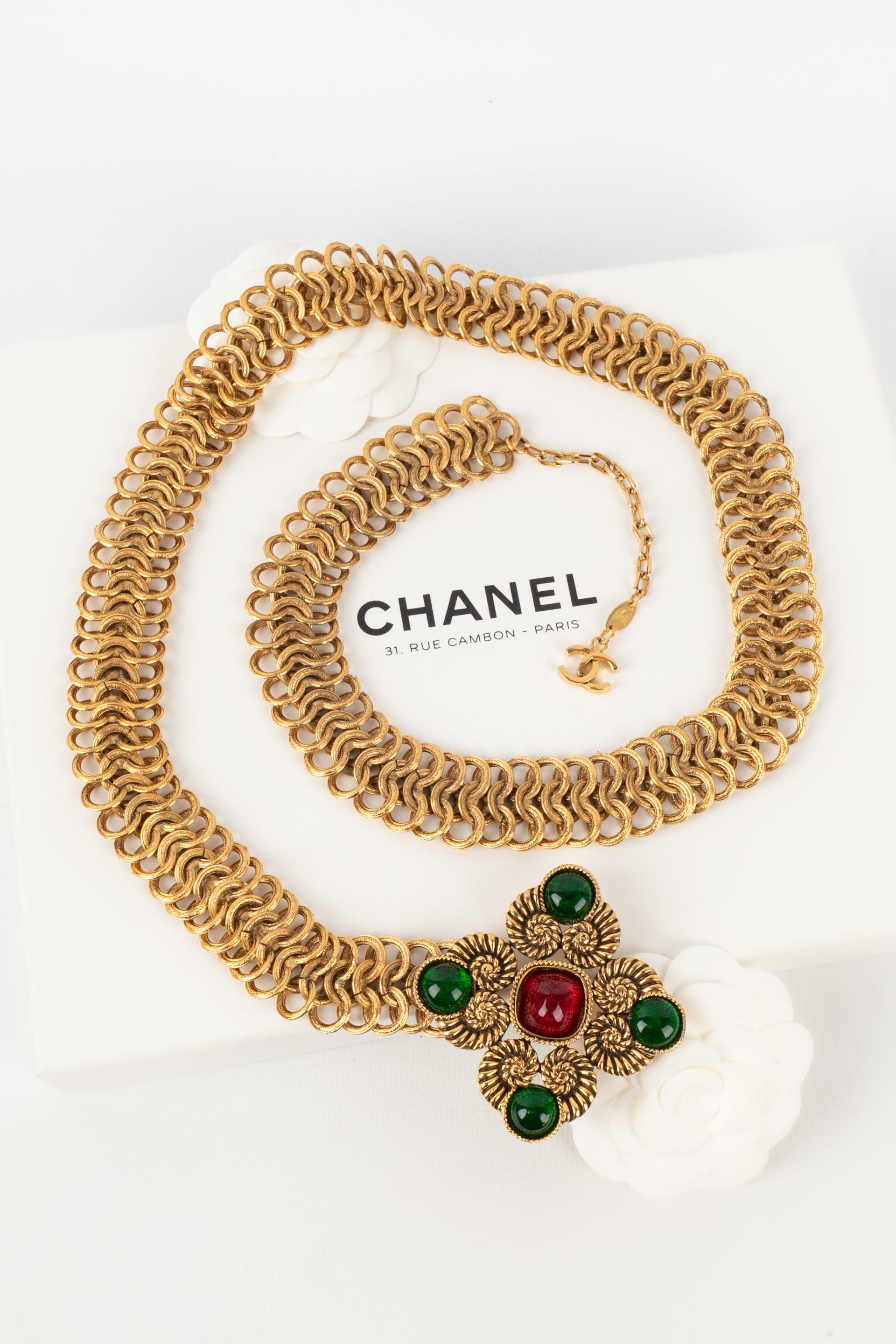 Chanel Golden Metal Belt with Green and Red Glass Paste, 1985 8