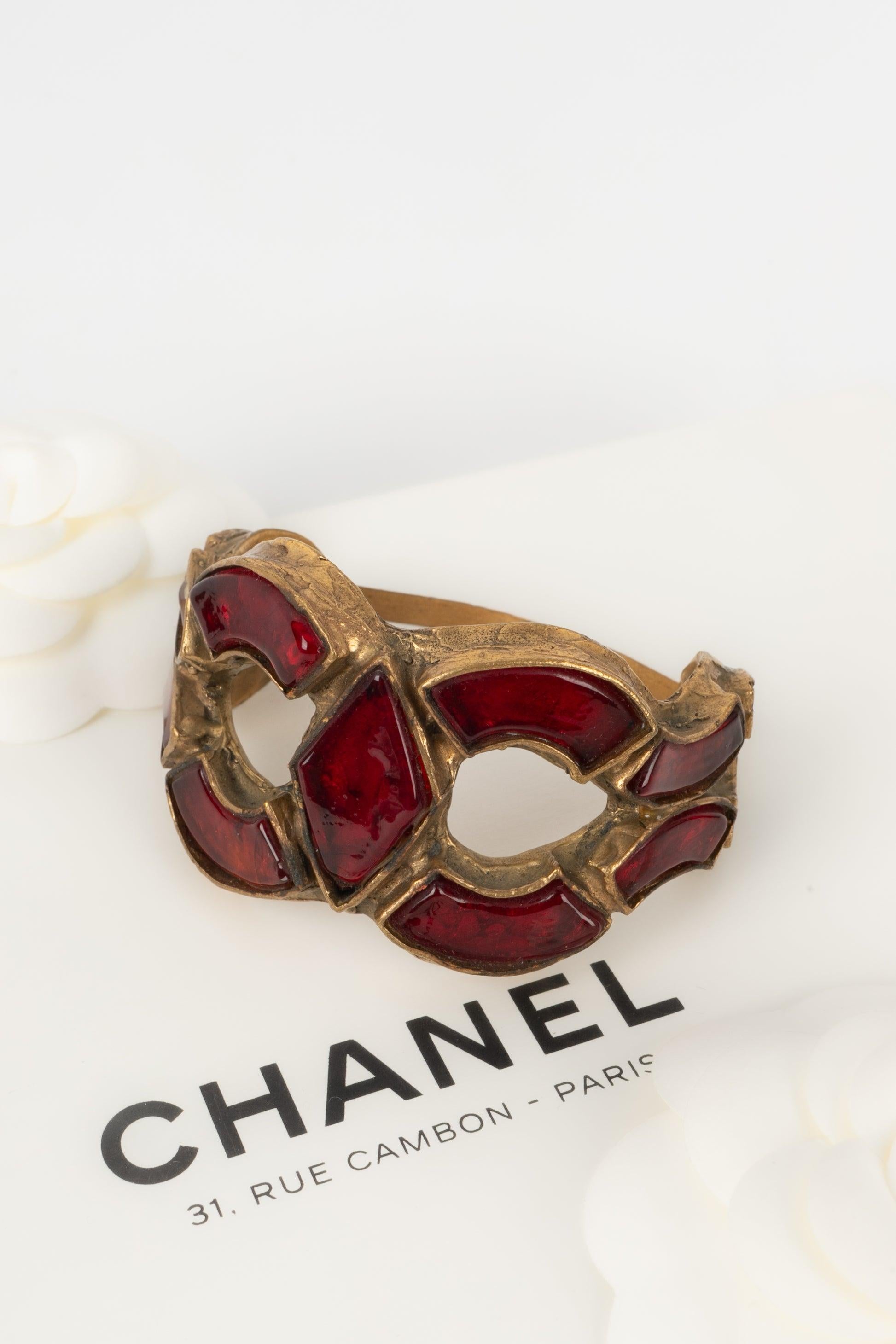 Chanel Golden Metal Bracelet with Red Glass Paste by Goosens For Sale 3