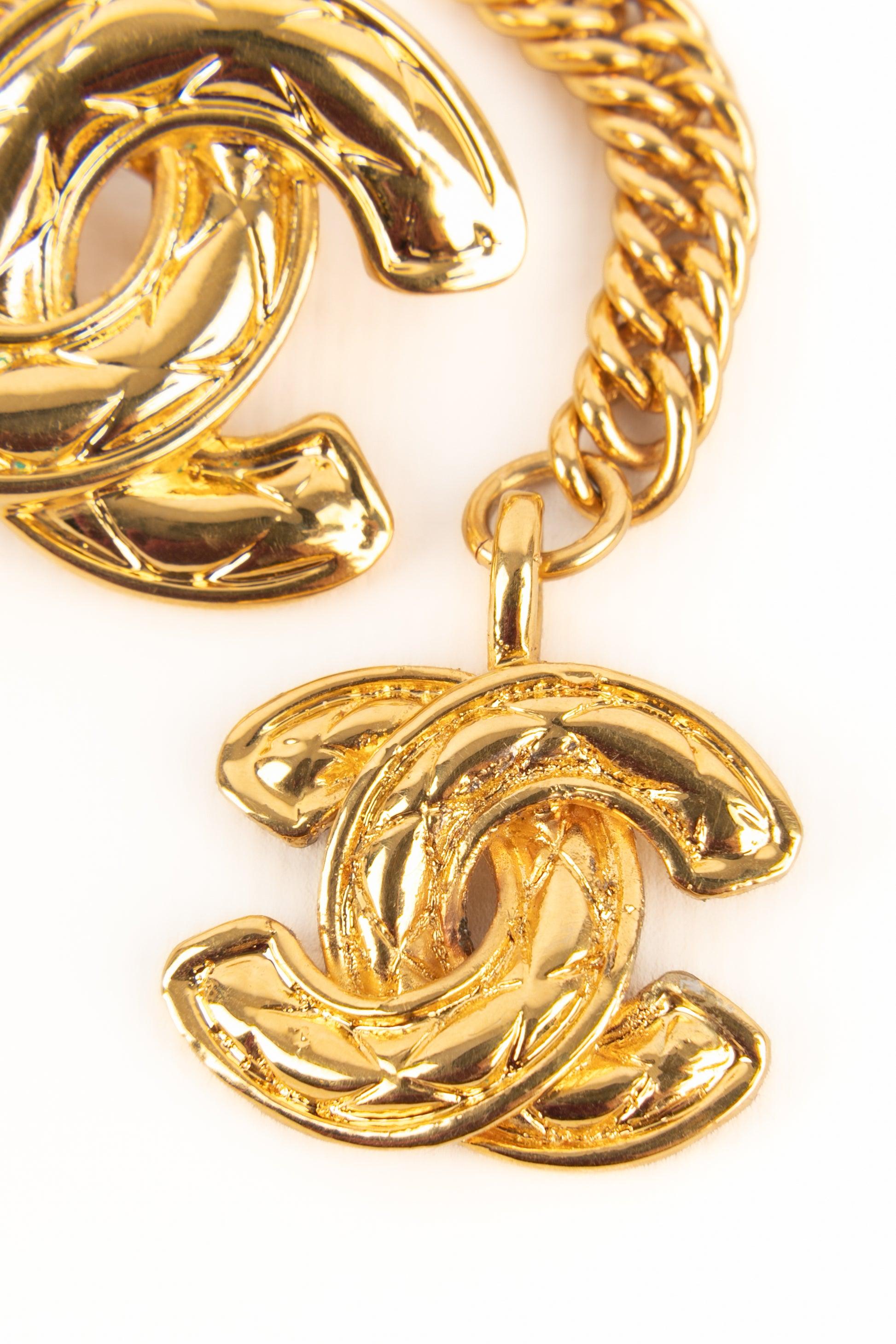 Chanel Golden Metal Chain Belt, 1990s In Excellent Condition In SAINT-OUEN-SUR-SEINE, FR