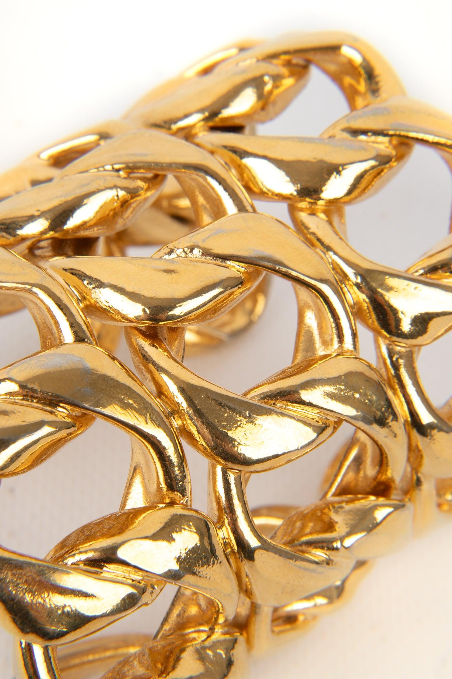 Women's Chanel Golden Metal Chain Cuff Bracelet, 2cc3 For Sale