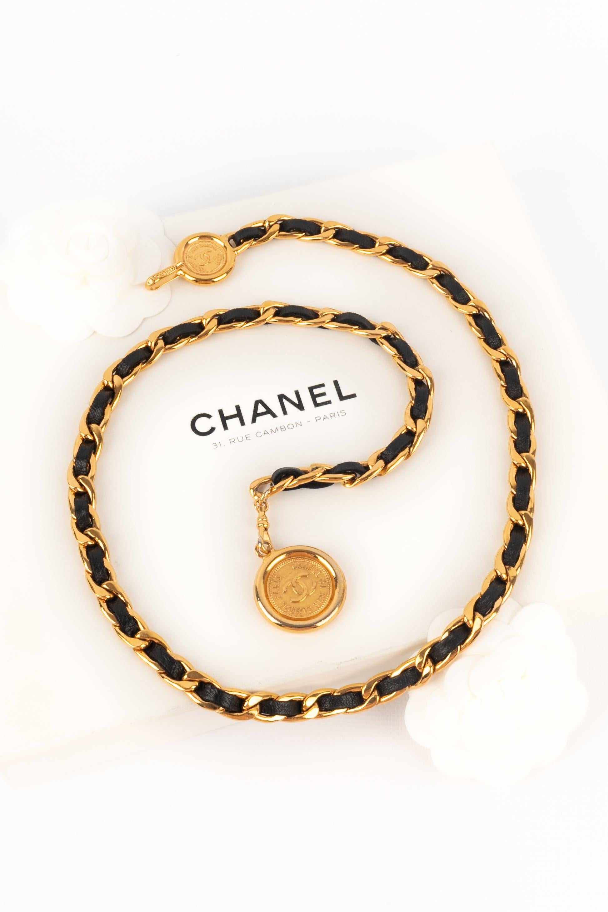 Chanel Golden Metal Chain Leather Belt, 1980s For Sale 5