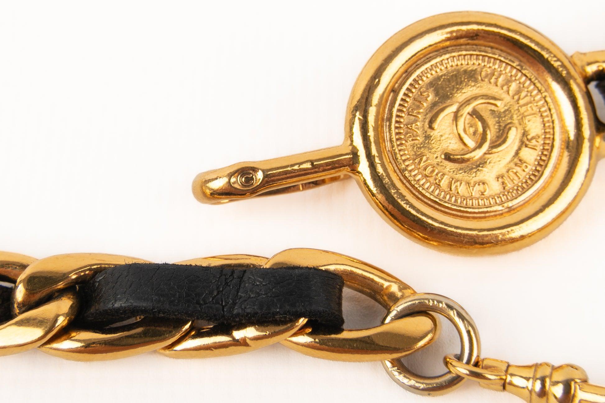Chanel Golden Metal Chain Leather Belt, 1980s For Sale 3