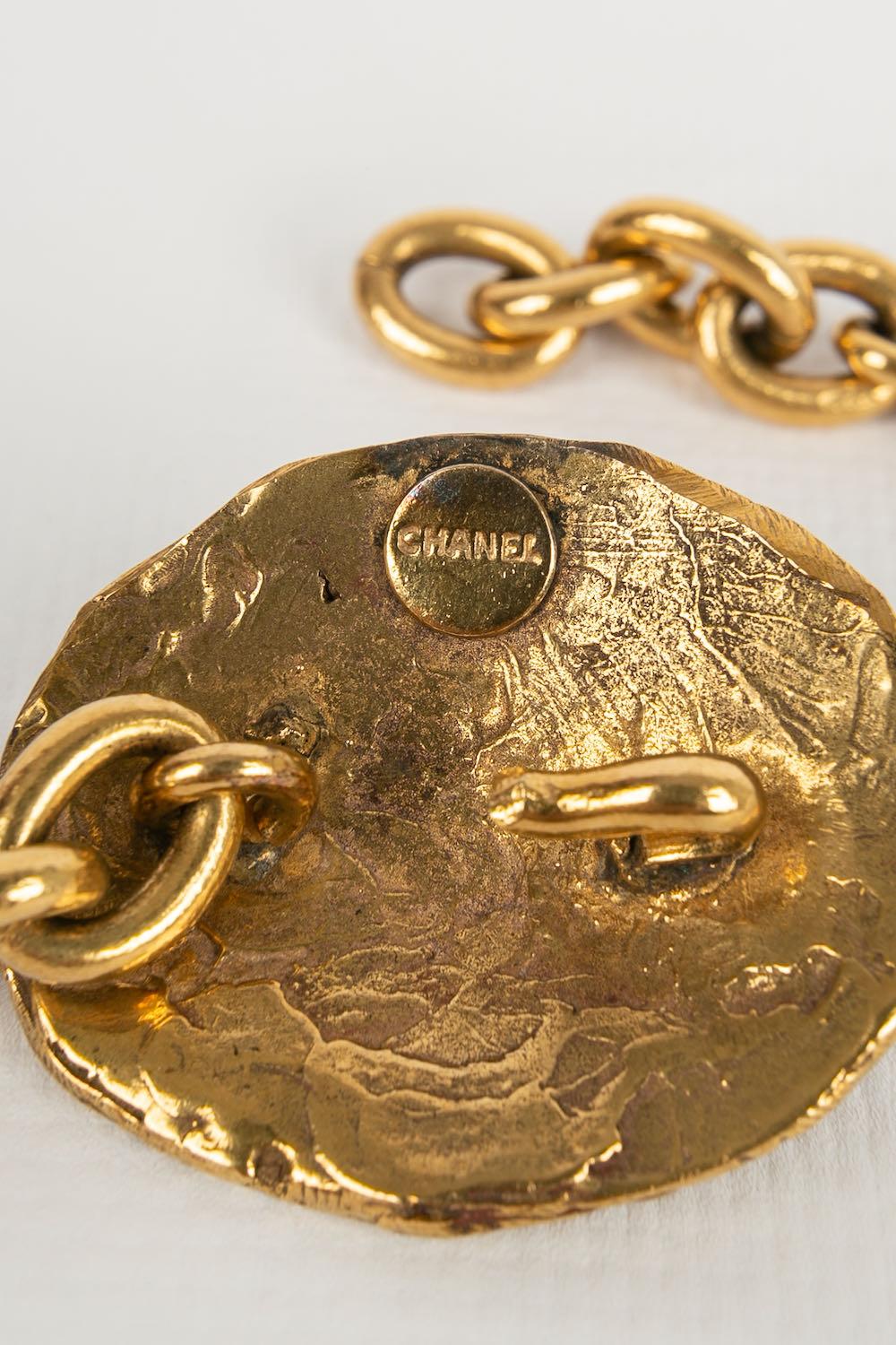 Chanel Goldene Metallkette Halskette mit Löwenkopf-Verschluss aus Metall im Angebot 4