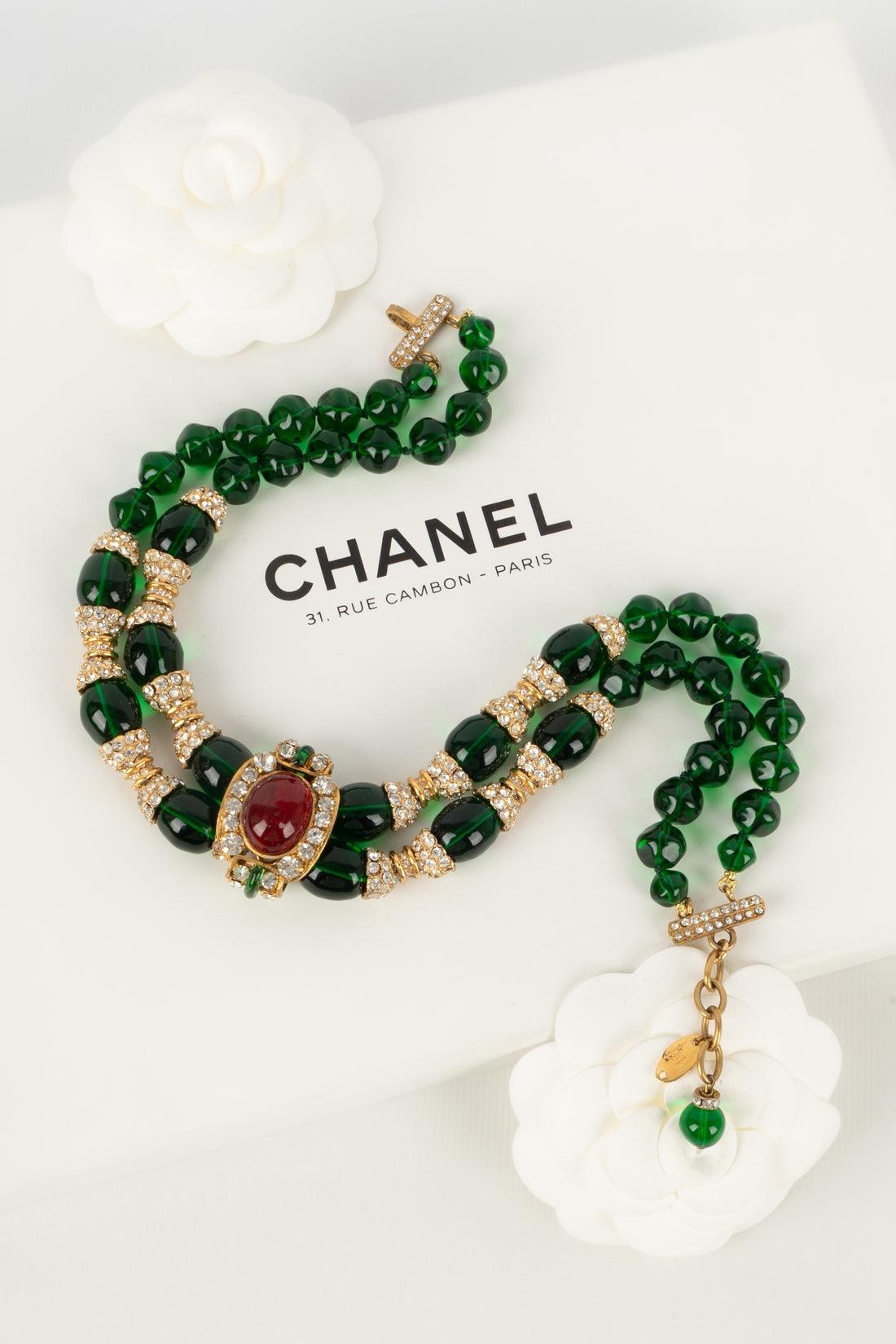 Chanel Golden Metal Choker with Green Glass Pearls, 1983 4