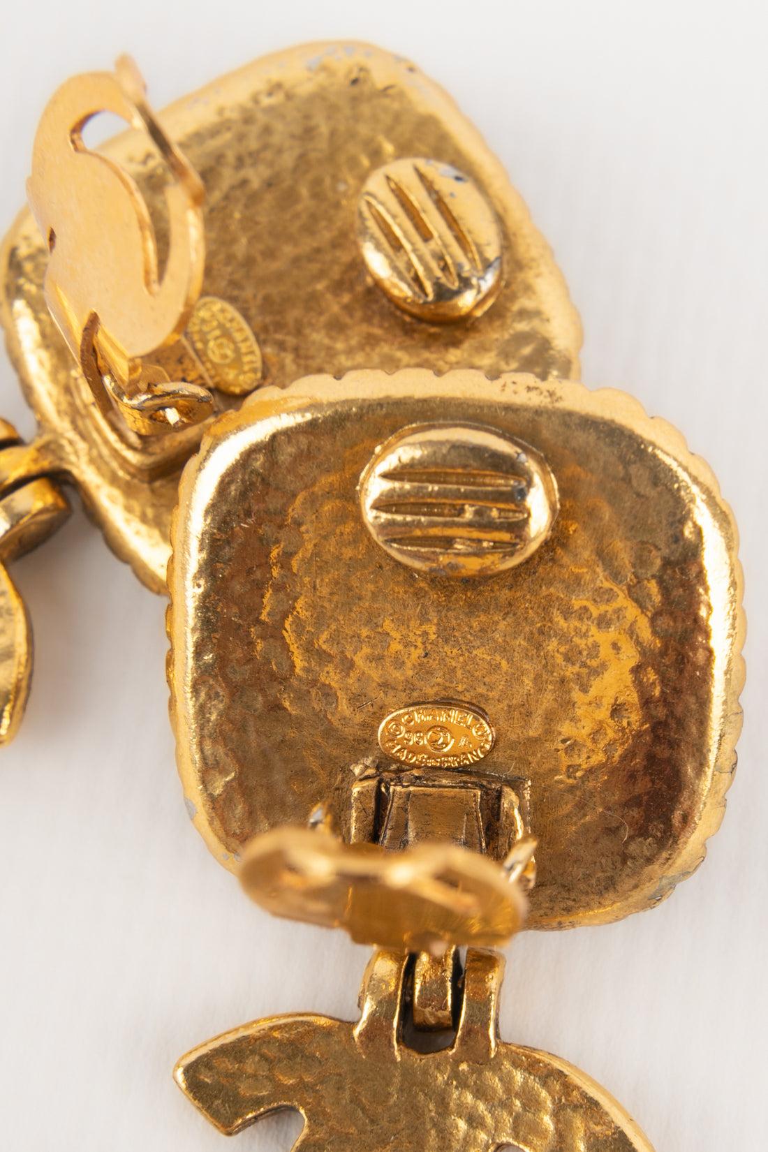 Chanel Golden Metal Clip-on Earrings, 1996 1
