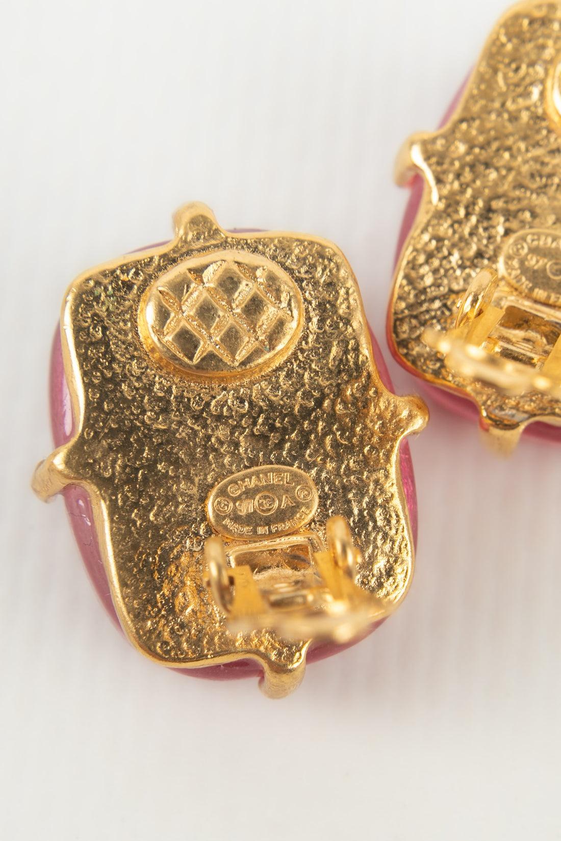 Chanel Golden Metal Clip-on Earrings with Pink Glass Paste Cabochons Fall, 1997 For Sale 1