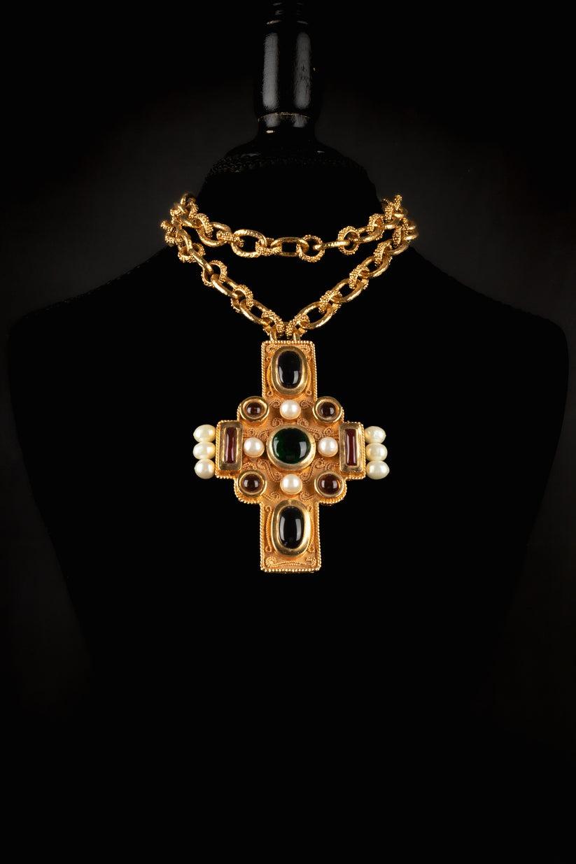 Chanel Golden Metal Cross Pendant Necklace For Sale 1