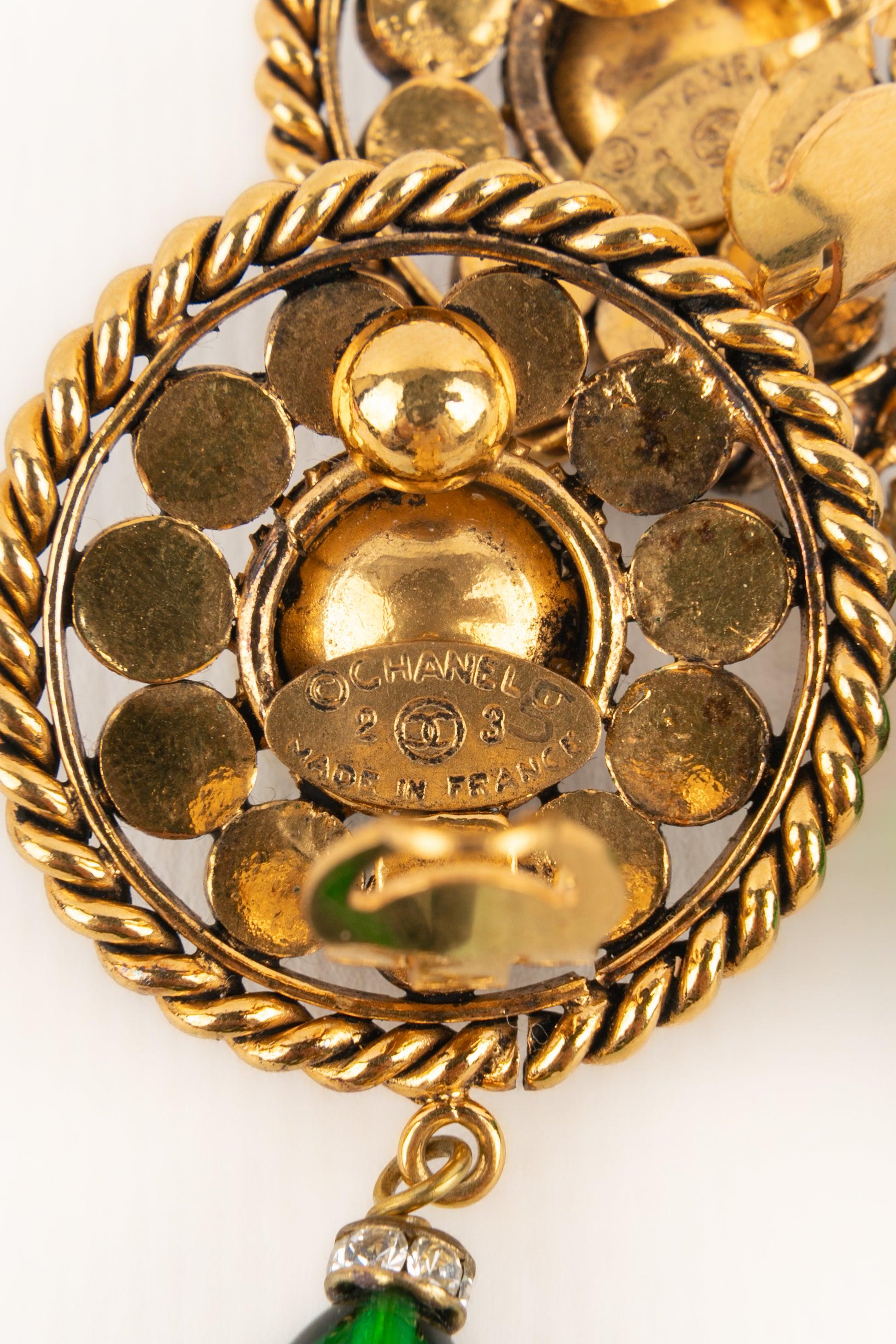 Chanel Golden Metal Earrings, 2cc3 For Sale 1