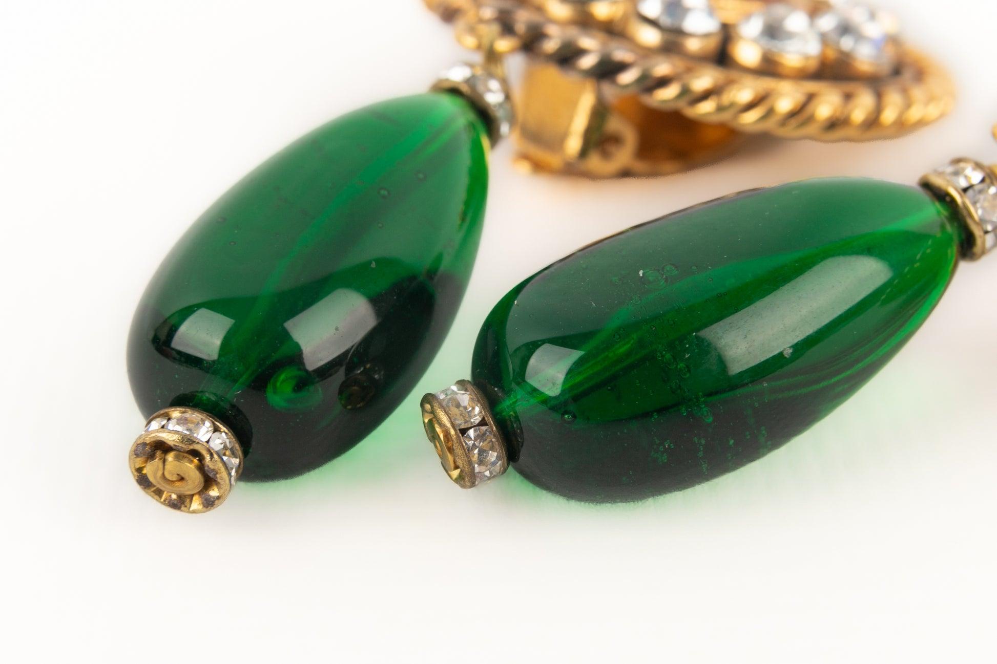 Chanel Golden Metal Earrings, 2cc3 For Sale 2