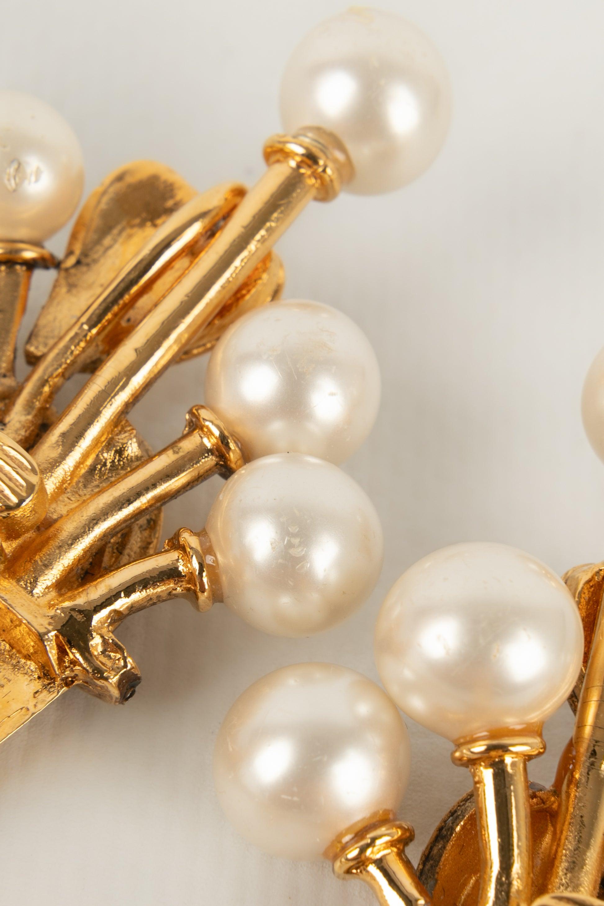 Chanel Golden Metal Earrings with Costume Pearls and Rhinestones For Sale 3