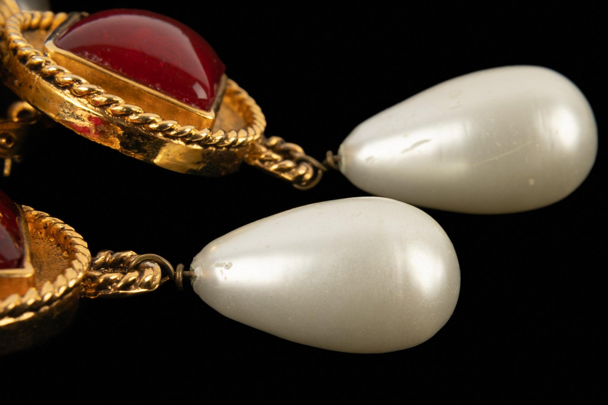 Women's Chanel Golden Metal Earrings with Glass Paste and Pearly Drops, 1990 For Sale