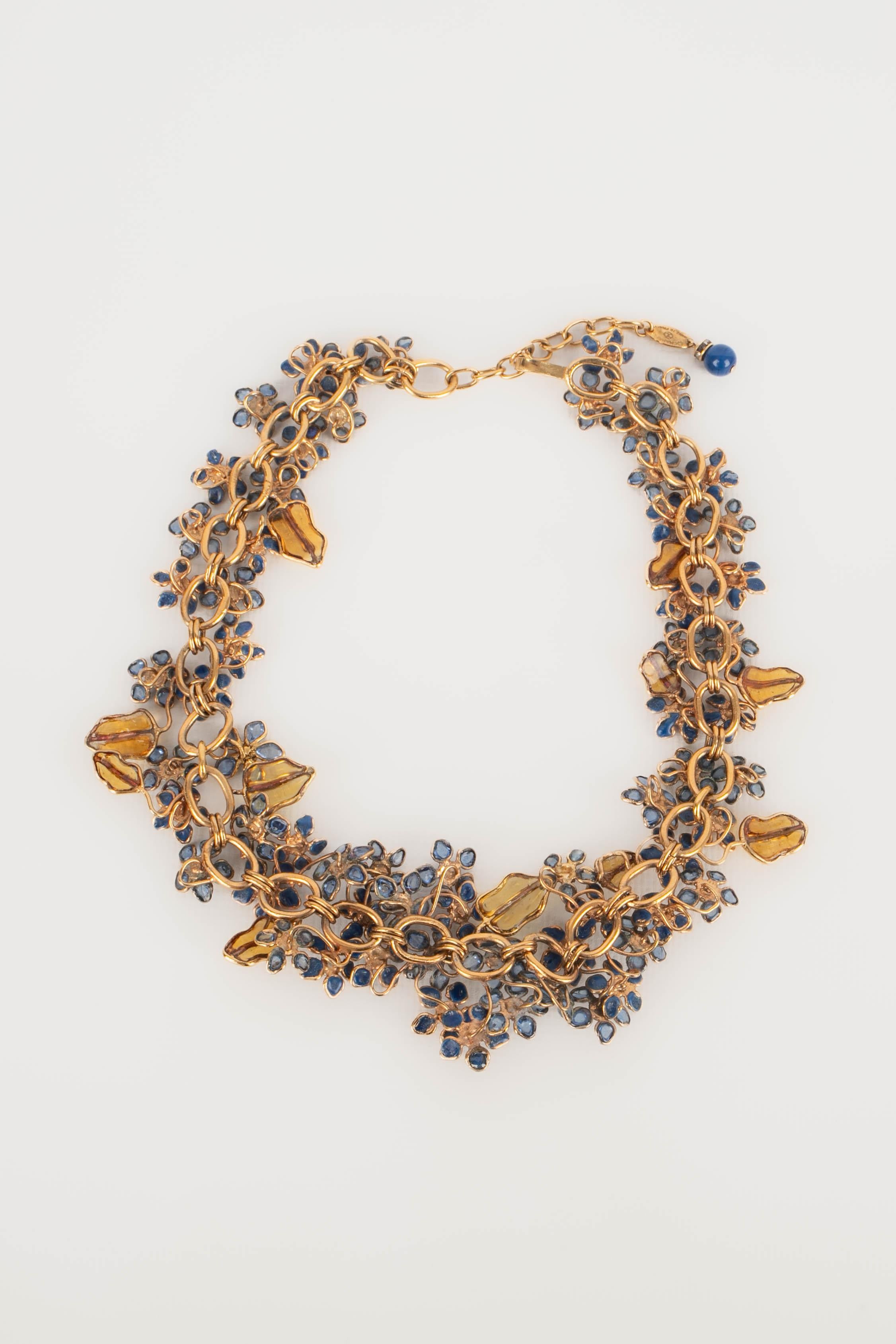 Donna Collana di fiori in metallo dorato Chanel in vendita