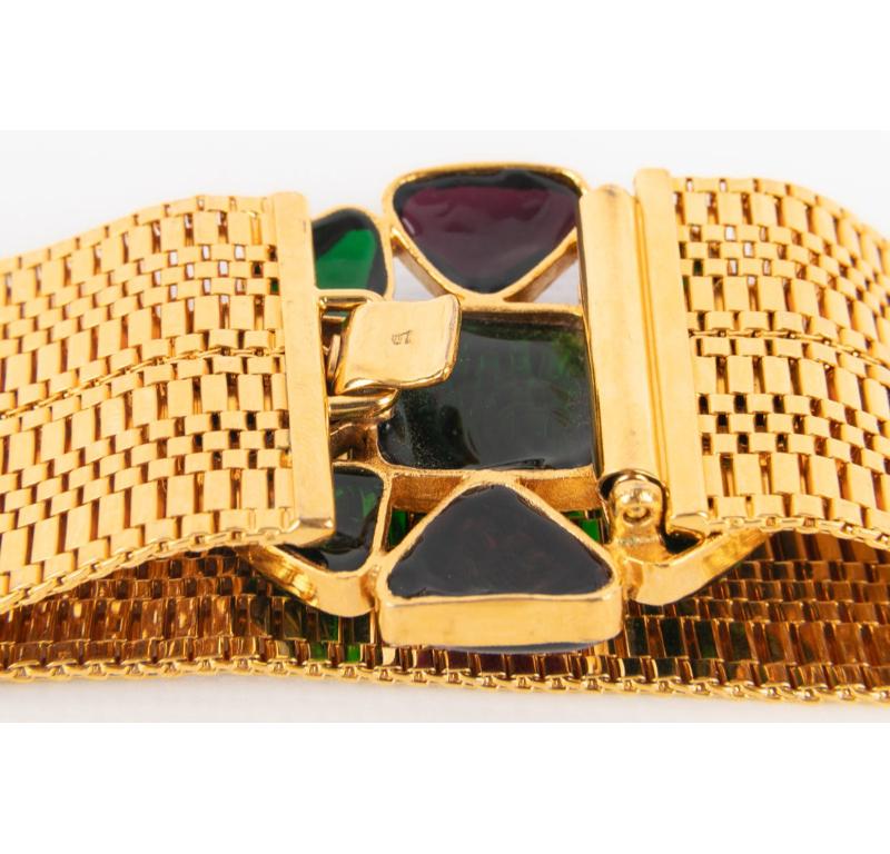 Donna Cintura Chanel con gioielli in metallo dorato, 1997 in vendita