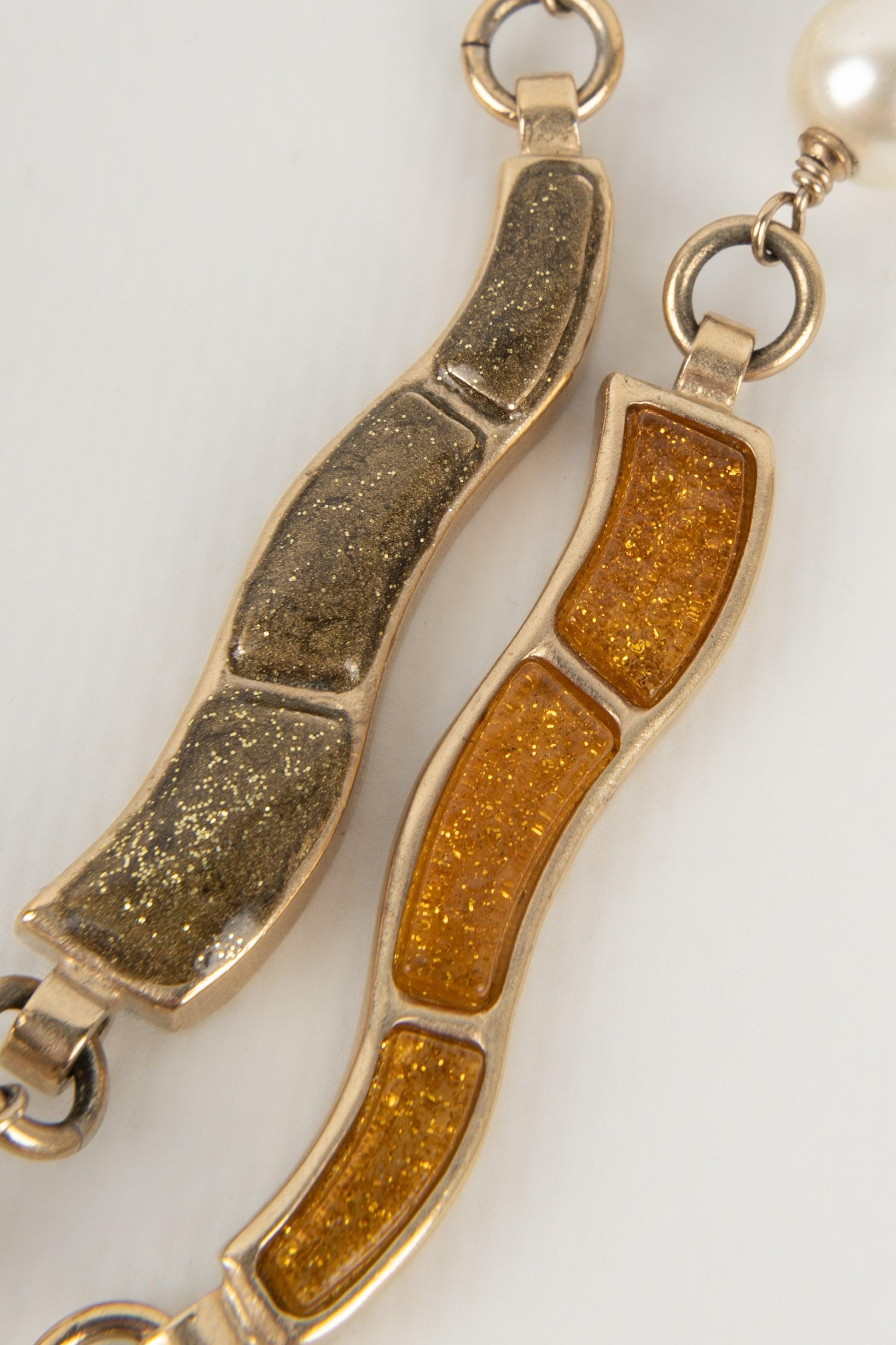 Lange Chanel-Halskette aus goldenem Metall, 2007 Damen im Angebot
