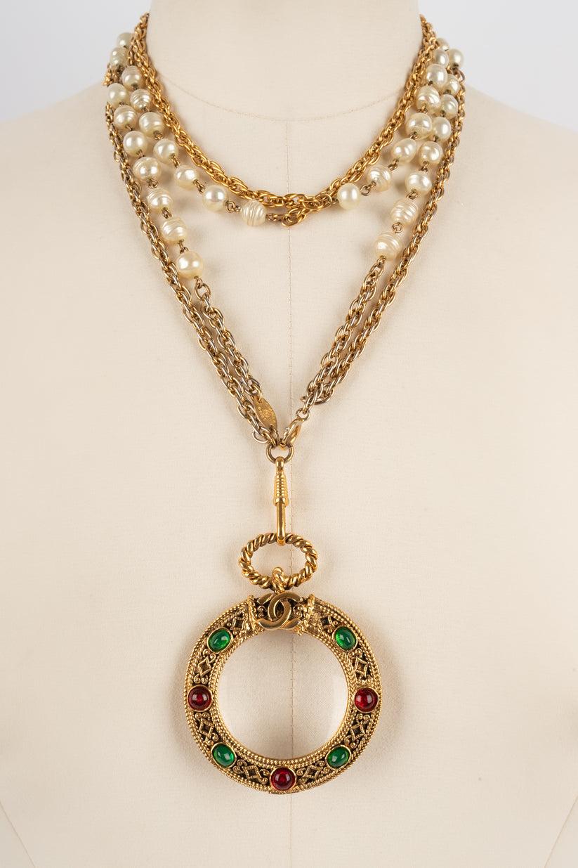Chanel Halskette aus goldenem Metall mit Vergrößerungsglas aus Metall, 1985 im Angebot 1