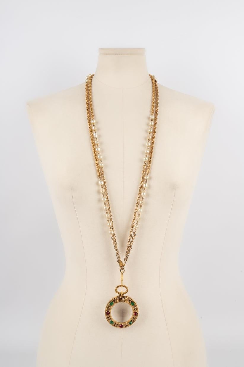Chanel Halskette aus goldenem Metall mit Vergrößerungsglas aus Metall, 1985 im Angebot 4