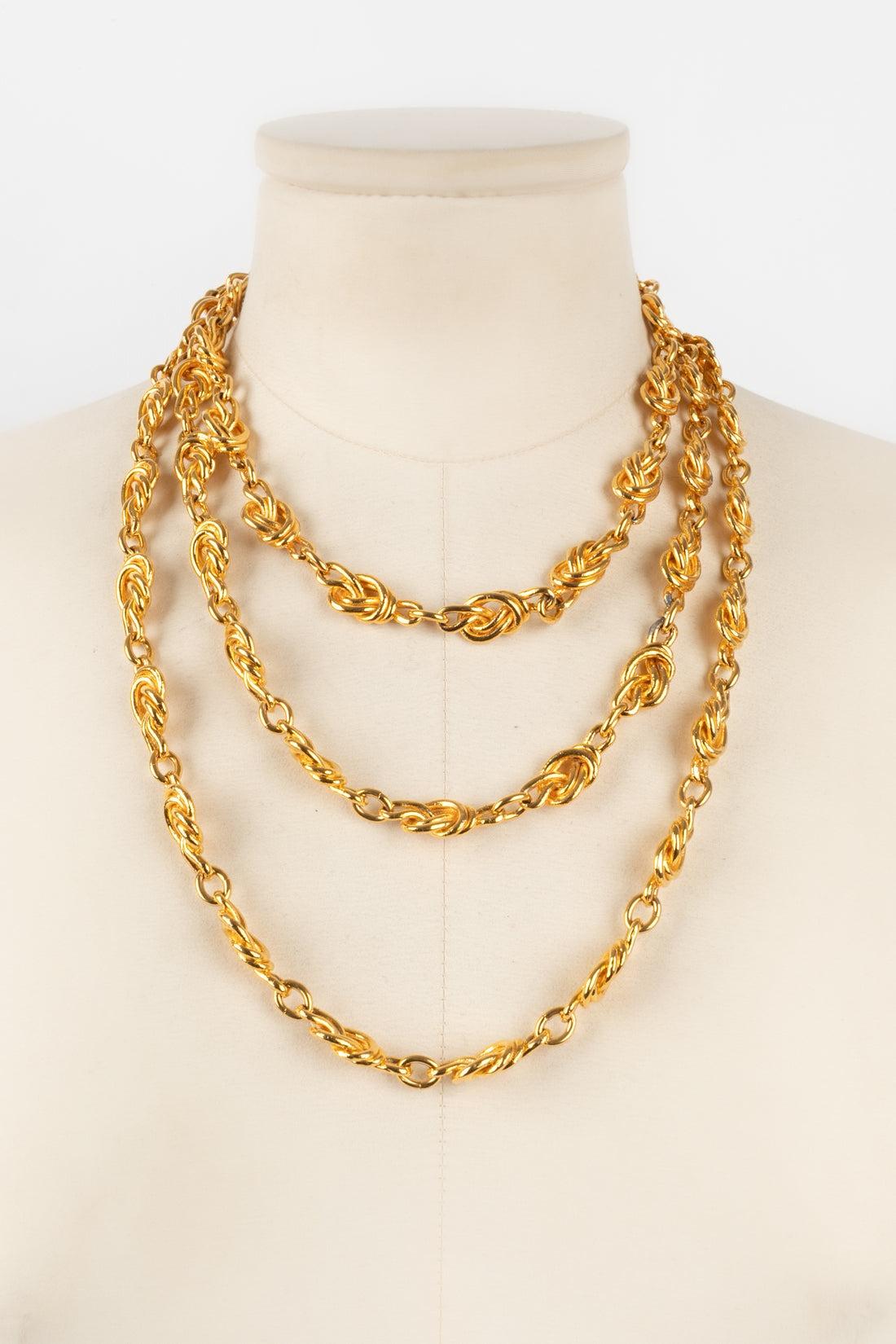 Chanel Goldene Metall-Halskette Sautoir mit Schleifen Damen im Angebot