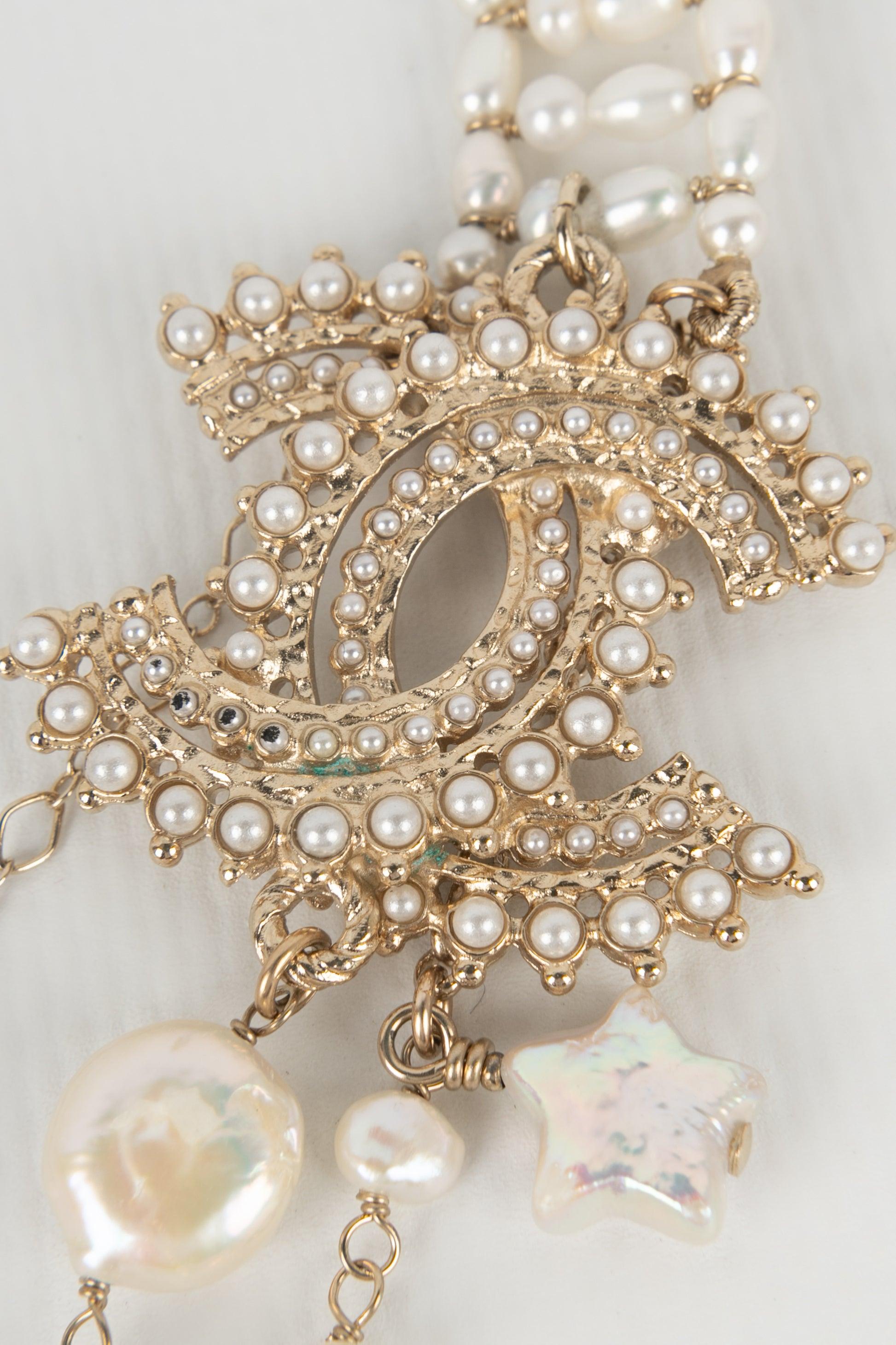 Chanel Golden Metal Necklace with Costume Pearls, 2018 6