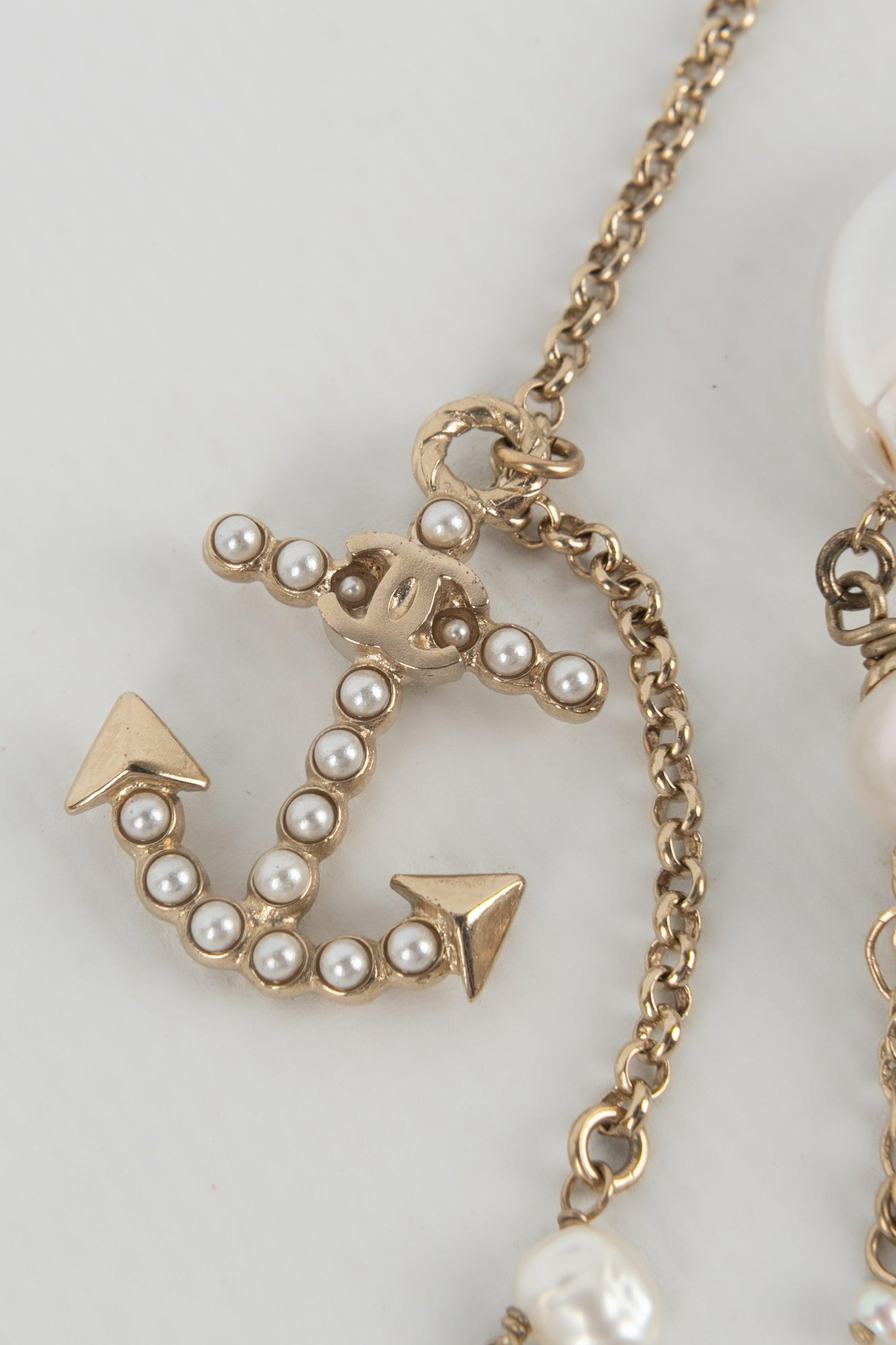 Chanel Golden Metal Necklace with Costume Pearls, 2018 5