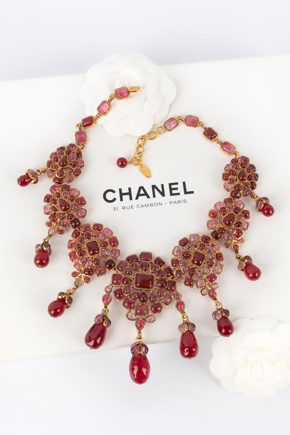 Chanel Golden Metal Necklace with Red Glass Paste, 1980s For Sale 6
