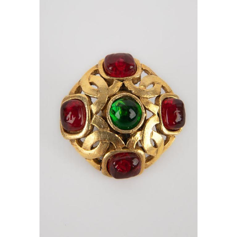 Chanel Golden Metal Openwork Earrings For Sale 1