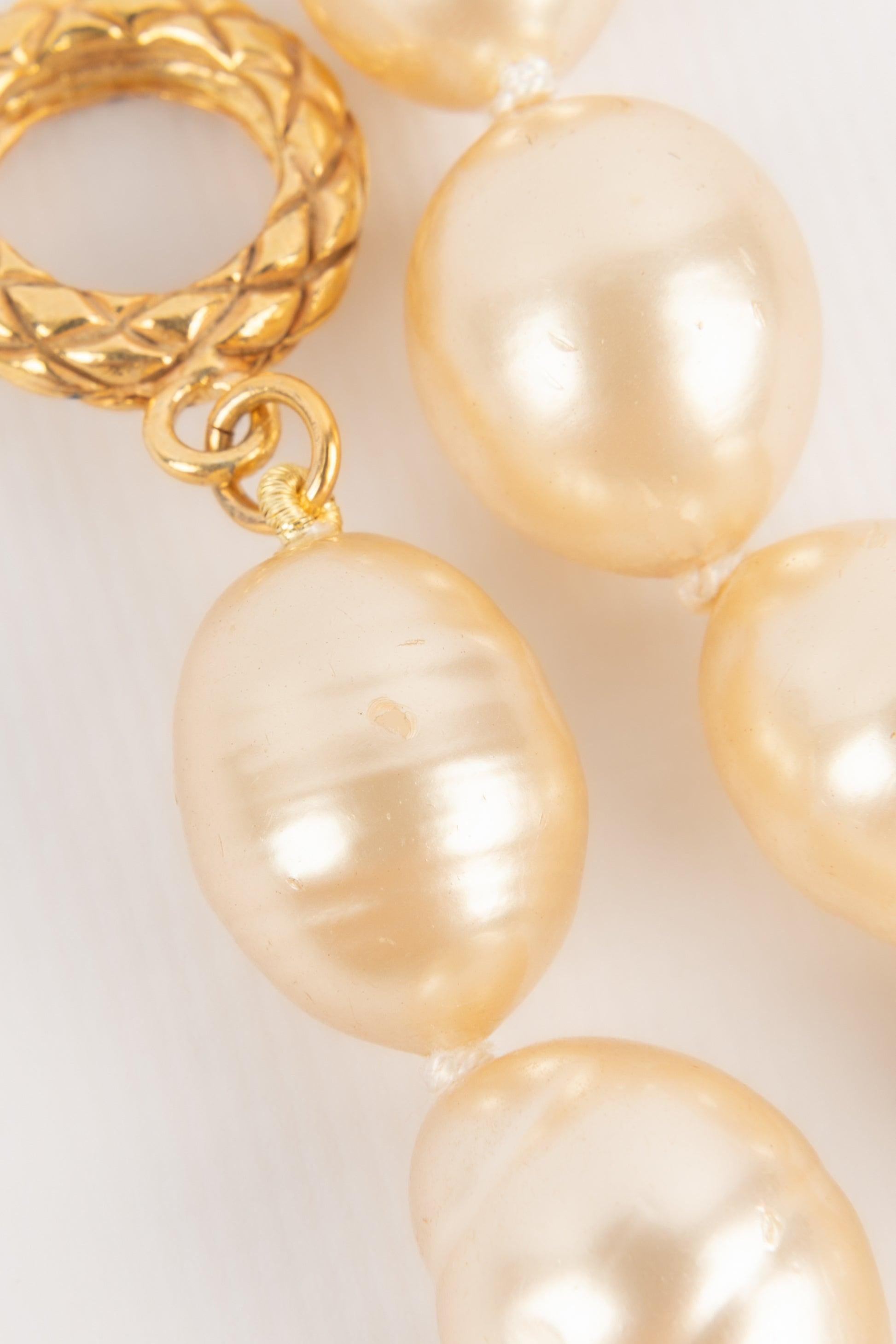 Chanel Golden Metal Short Necklace, 1994 5