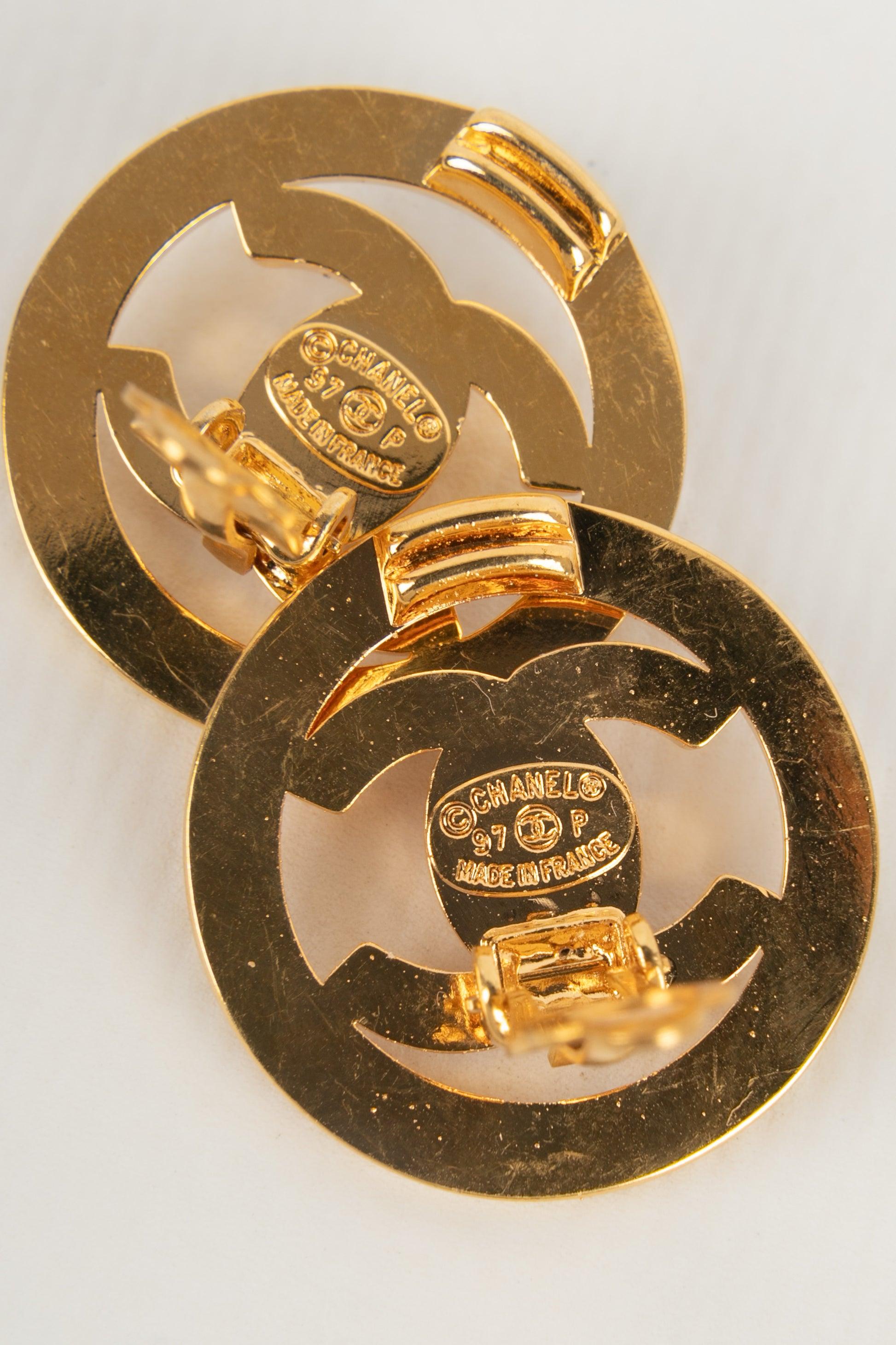 Chanel Golden Metal Turn-lock Earrings, 1997 For Sale 1