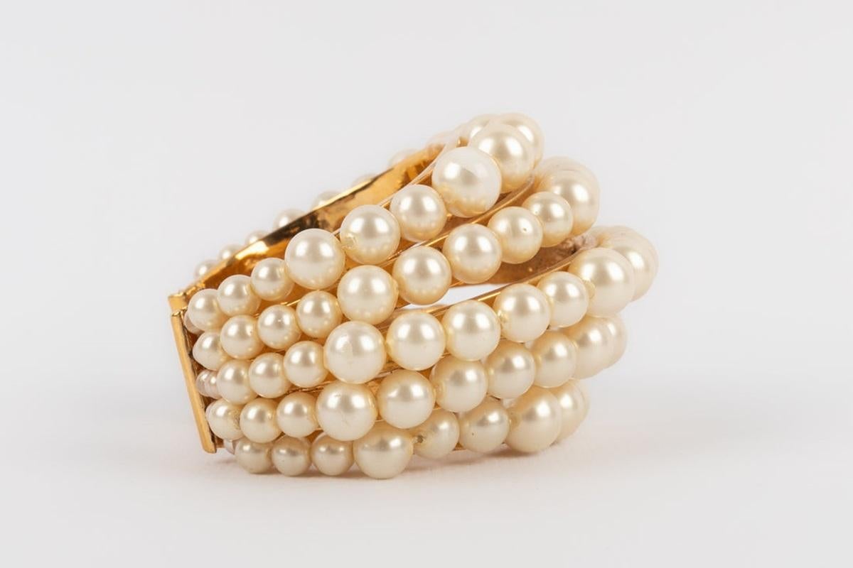 Chanel, bracelet en métal doré avec perles de costume, années 1990 en vente 1