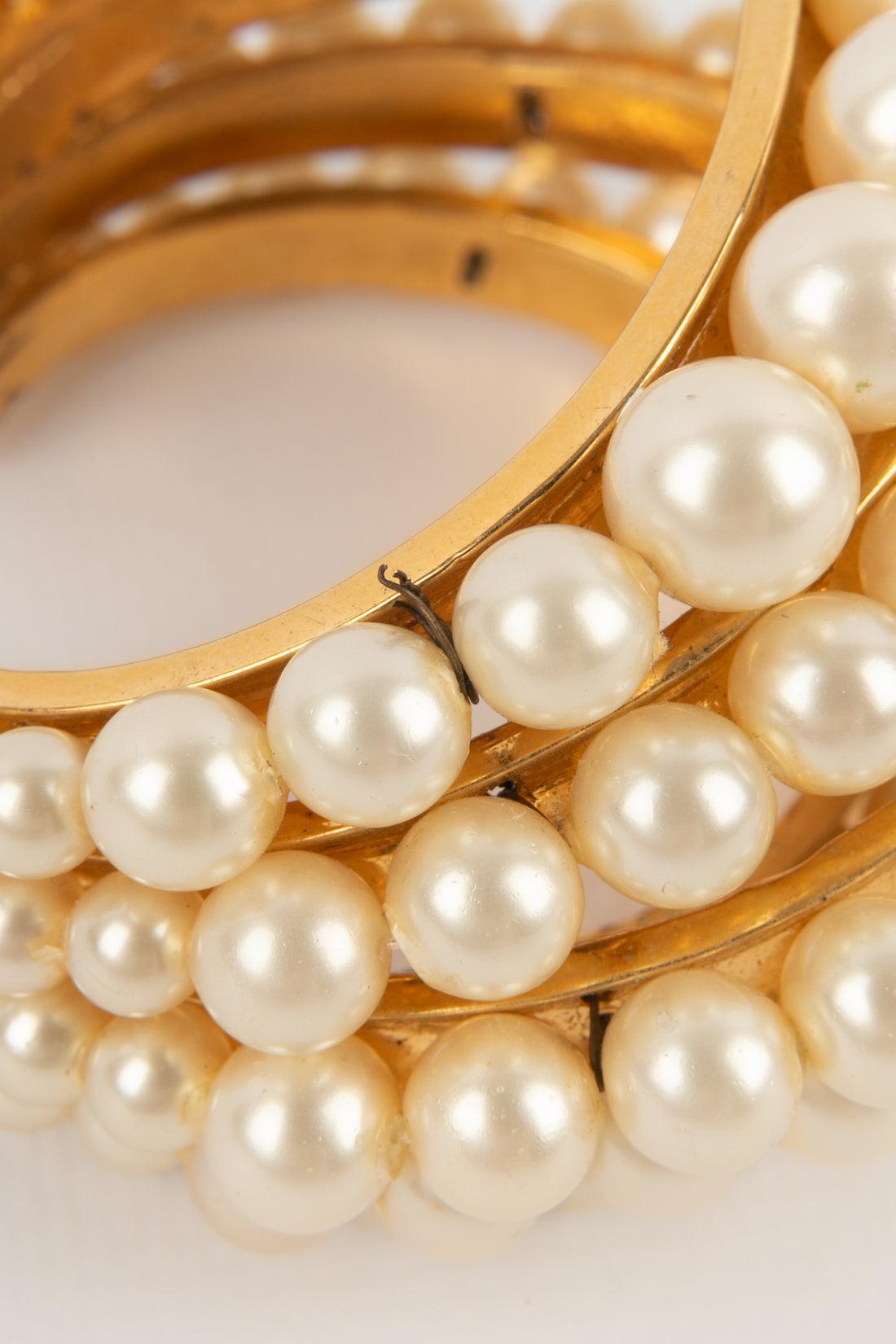 Chanel, bracelet en métal doré avec perles de costume, années 1990 en vente 4