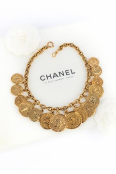 Chanel golden necklace 1985-1990