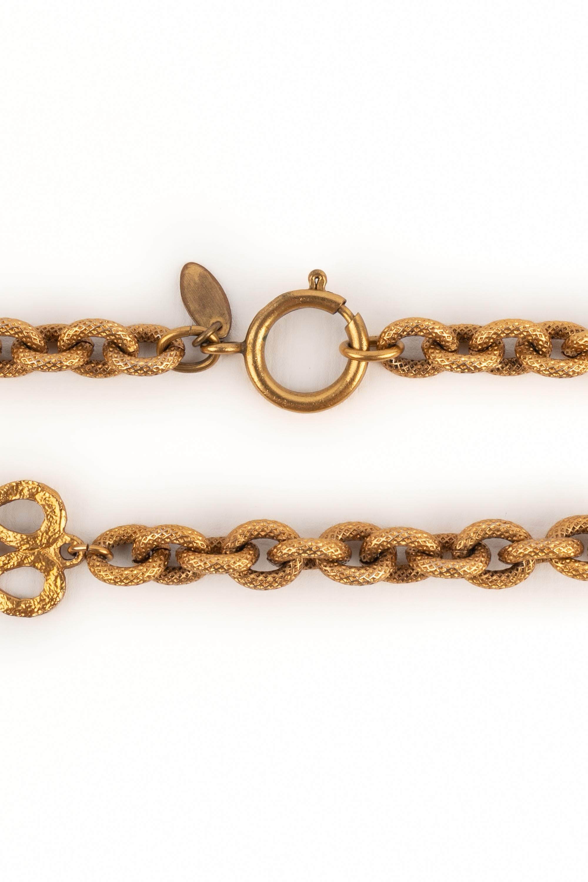 Women's Chanel golden necklace For Sale