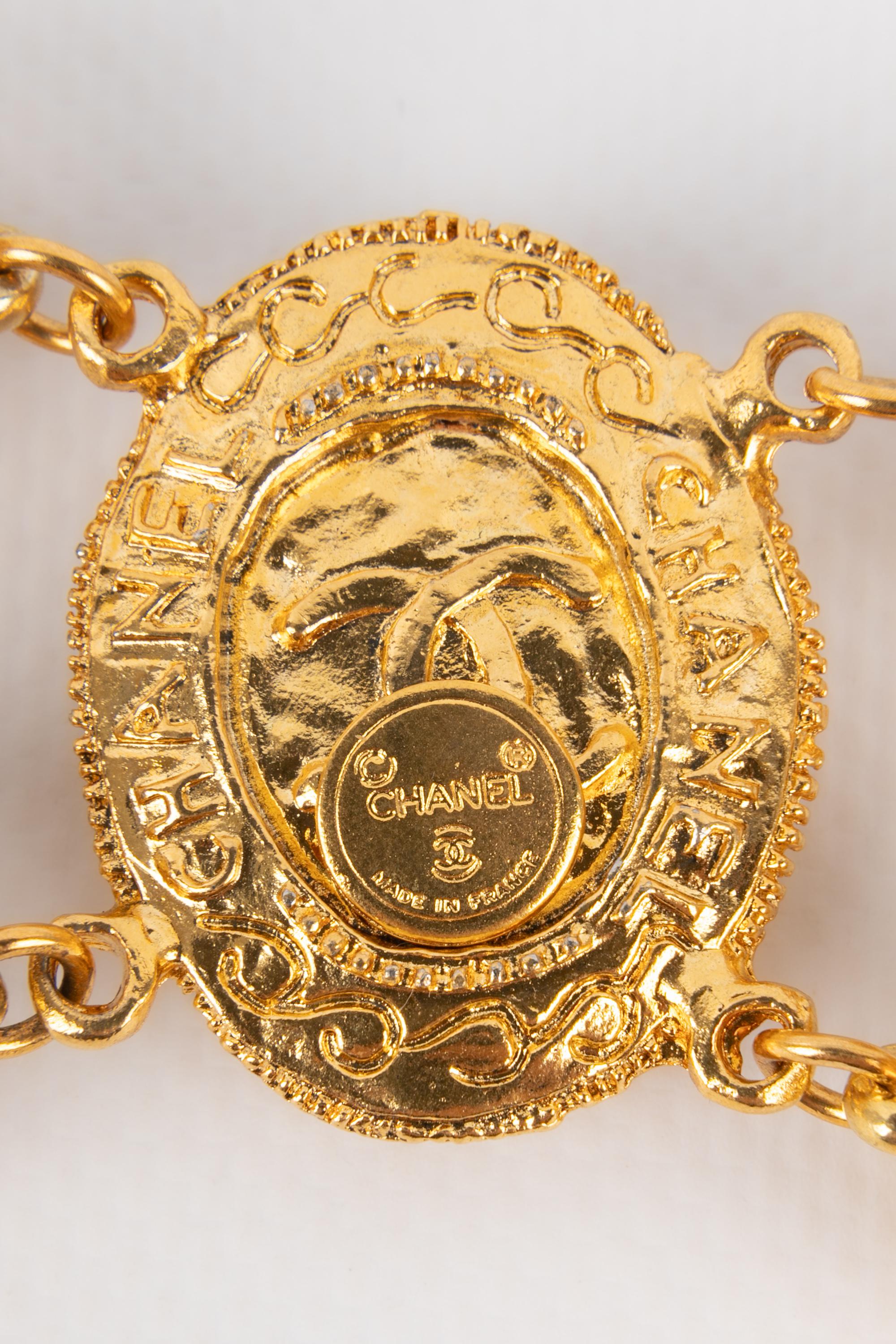 Chanel golden necklace For Sale 1