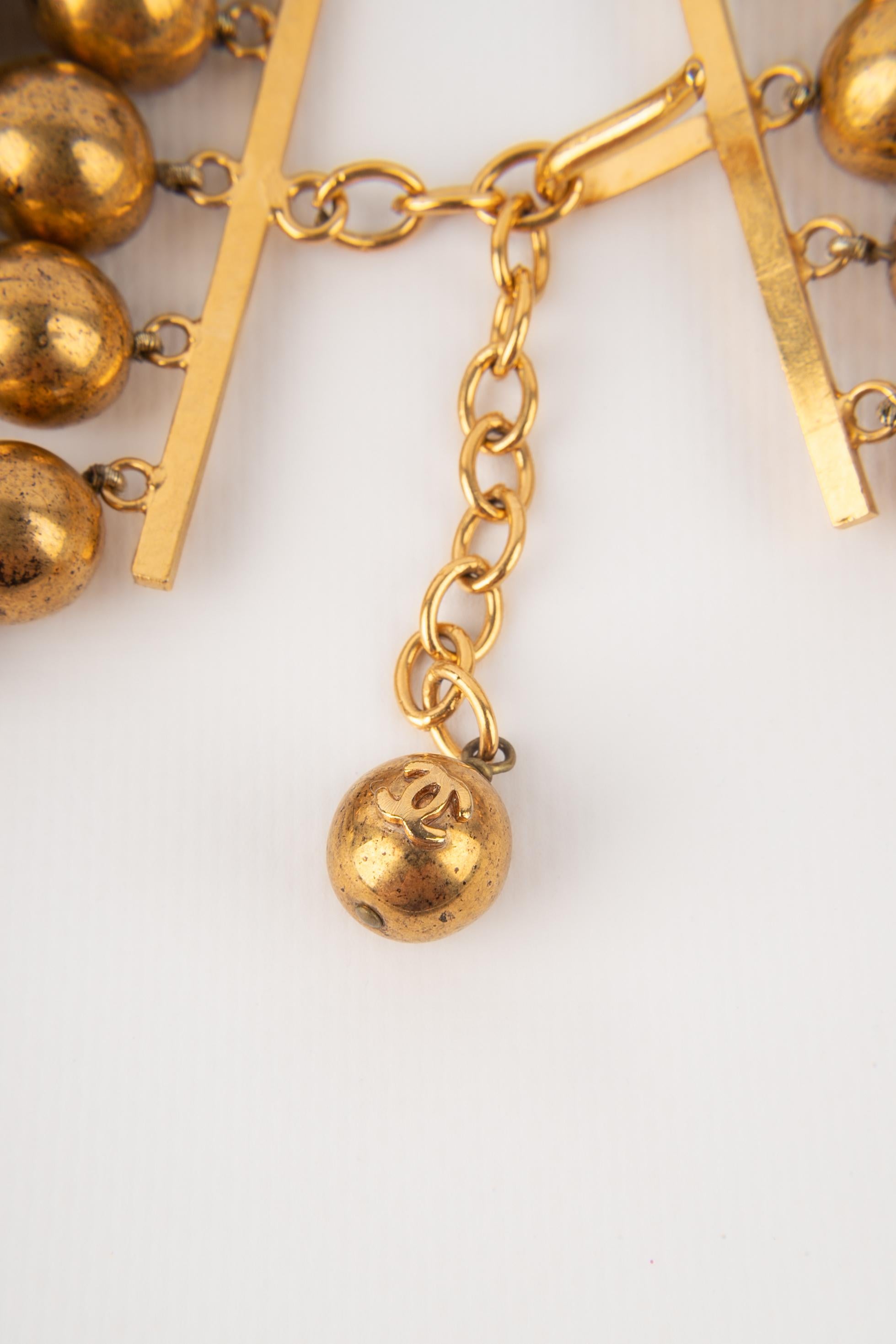 Chanel golden pearl necklace For Sale 3