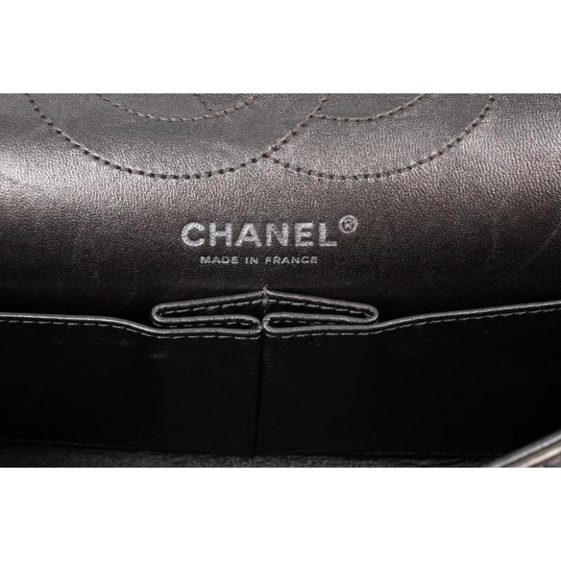 Chanel Goldene gesteppte Jumbo 2.55 Tasche aus gealtertem Kalbsleder, 2006/2008 Damen im Angebot